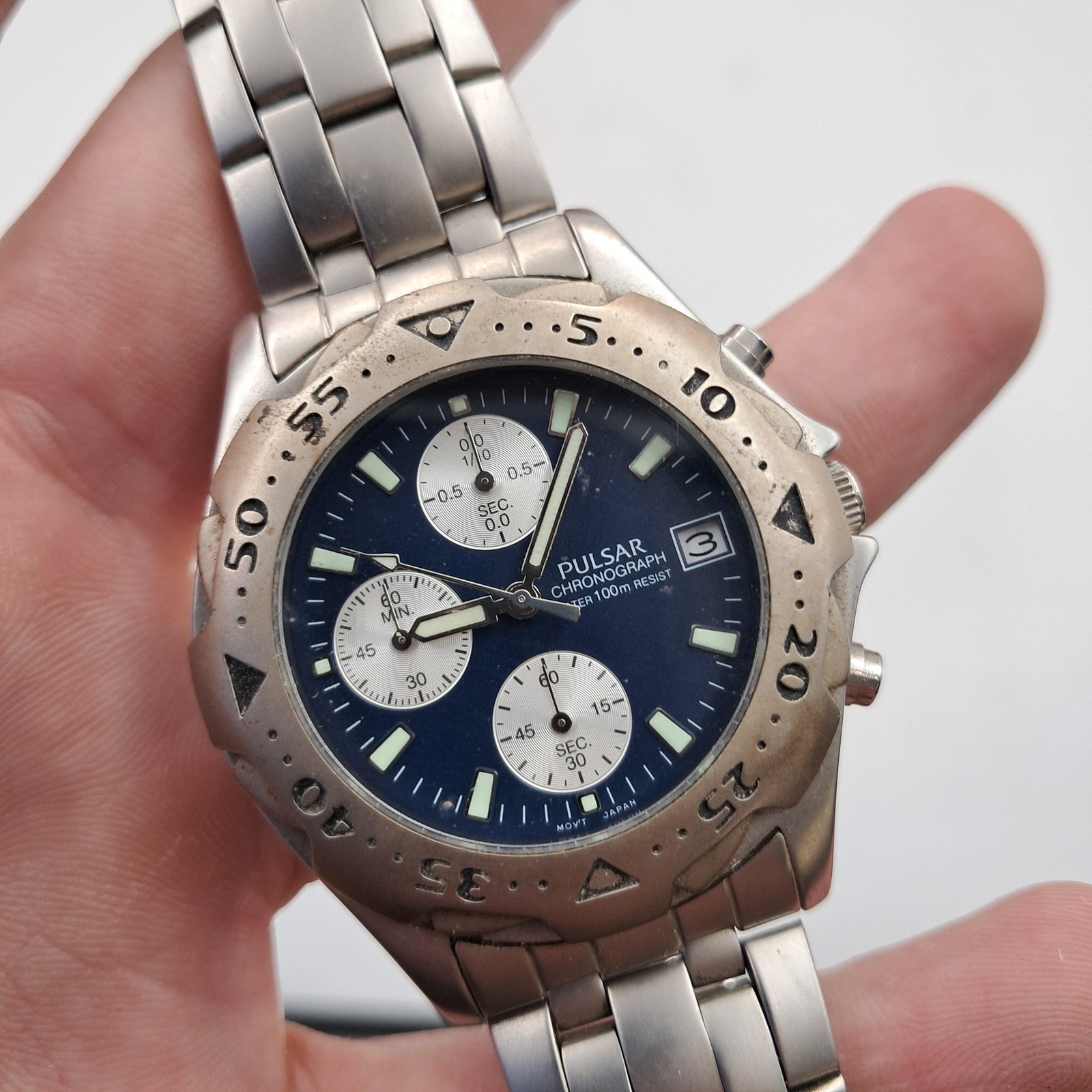 Pulsar V657-X027 Mens Watch Blue Dial Chronograph 100m Stainless Steel Quartz