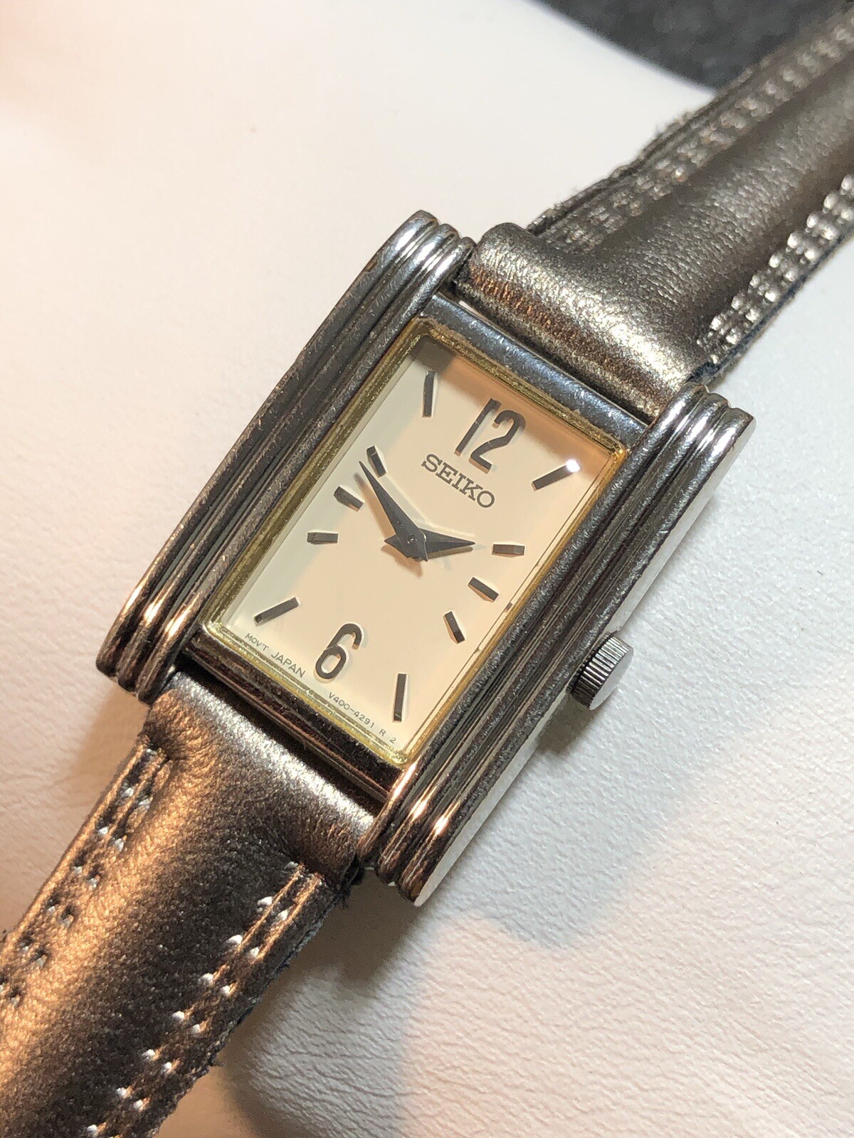 Vintage Seiko Women’s Rectangle Tank Silver Tone V400 Watch New Band/Battery