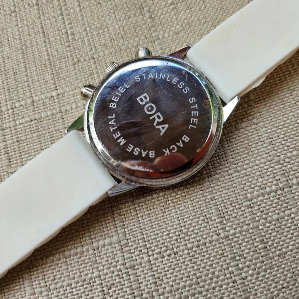 Bora Wristwatch Crytals Accent Bezel Fashion Analog Quartz Women Wrist Watch