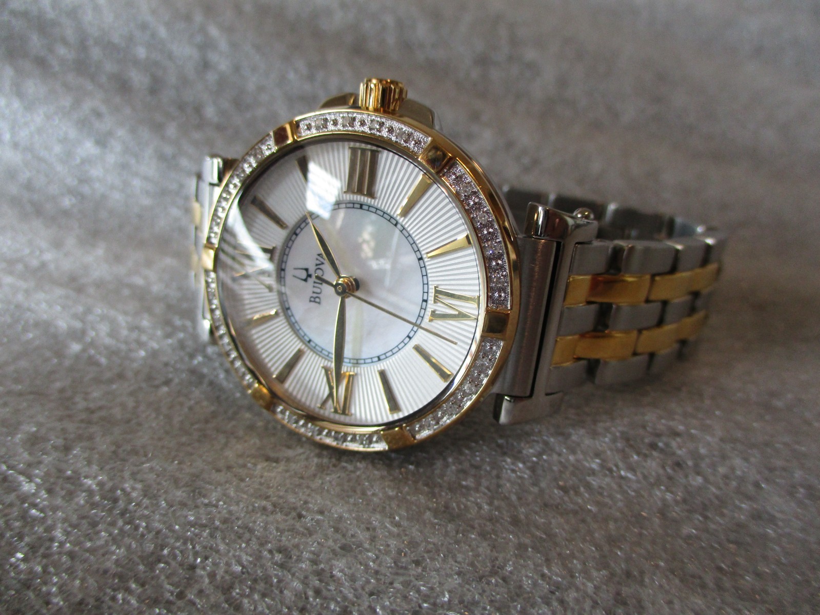 BULOVA LADIES DIAMOND BEZEL & MOP DIAL WATCH 2 TONE STAINLESS C637585 – NEW BATT