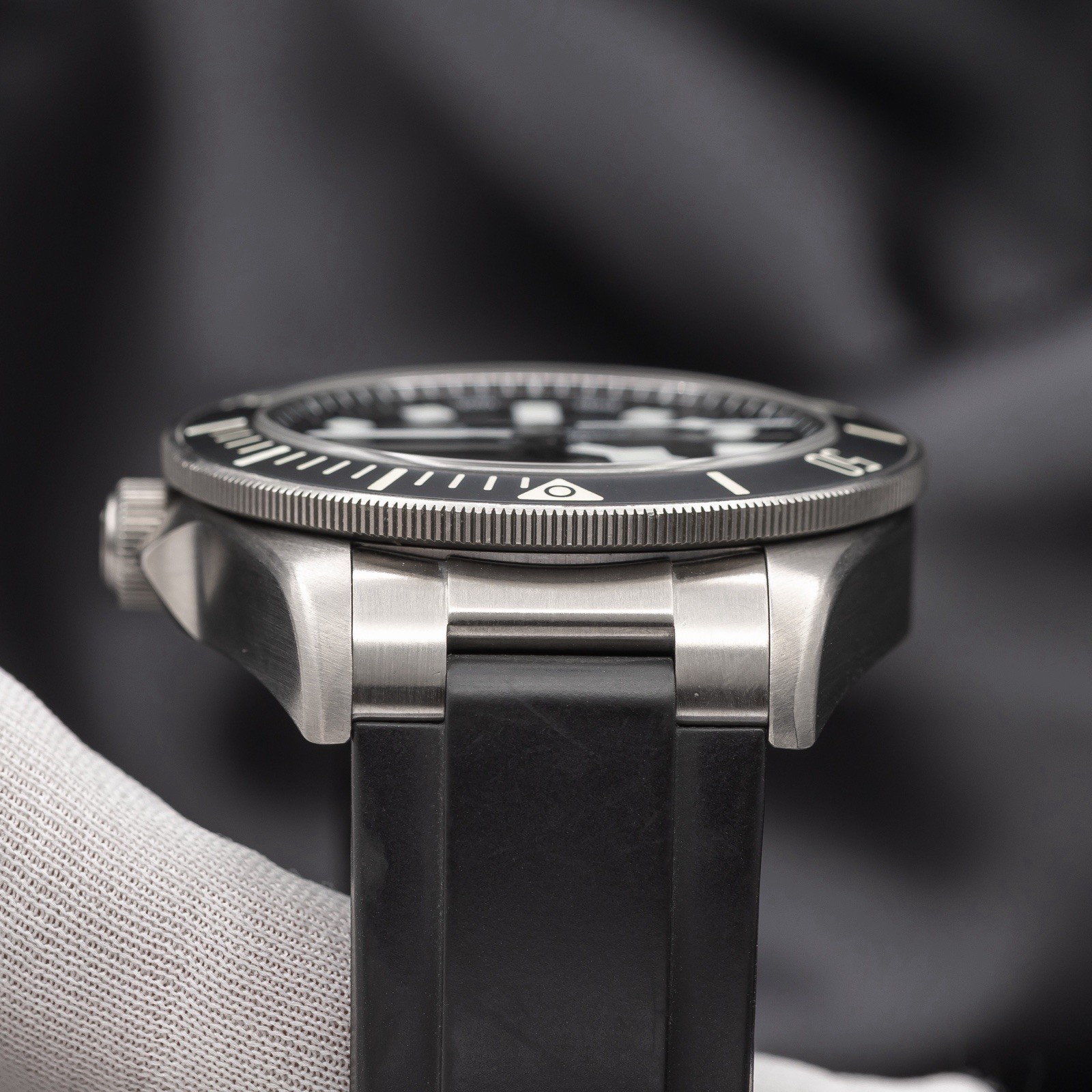 TUDOR Pelagos 42 Titanium Black Dial 25600TN Full Set – Unworn Bracelet