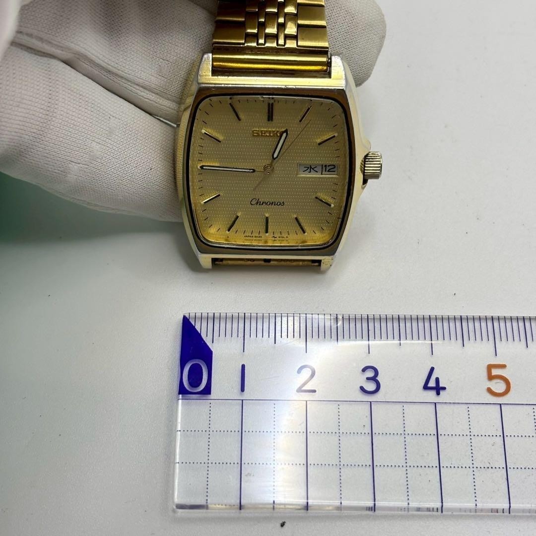 [Working] SEIKO chronos Day-Date Tonneau-shaped Men’s Watch Quartz