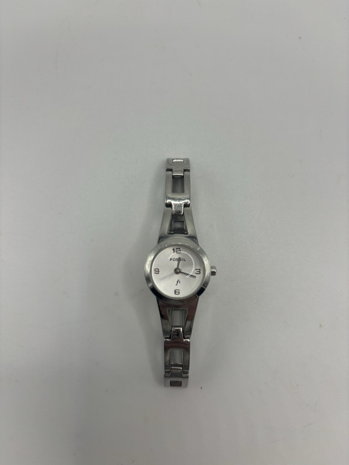 Fossil F2 ES-9378 Quartz Watch Silver Dial Silver Bracelet Silvertone Working