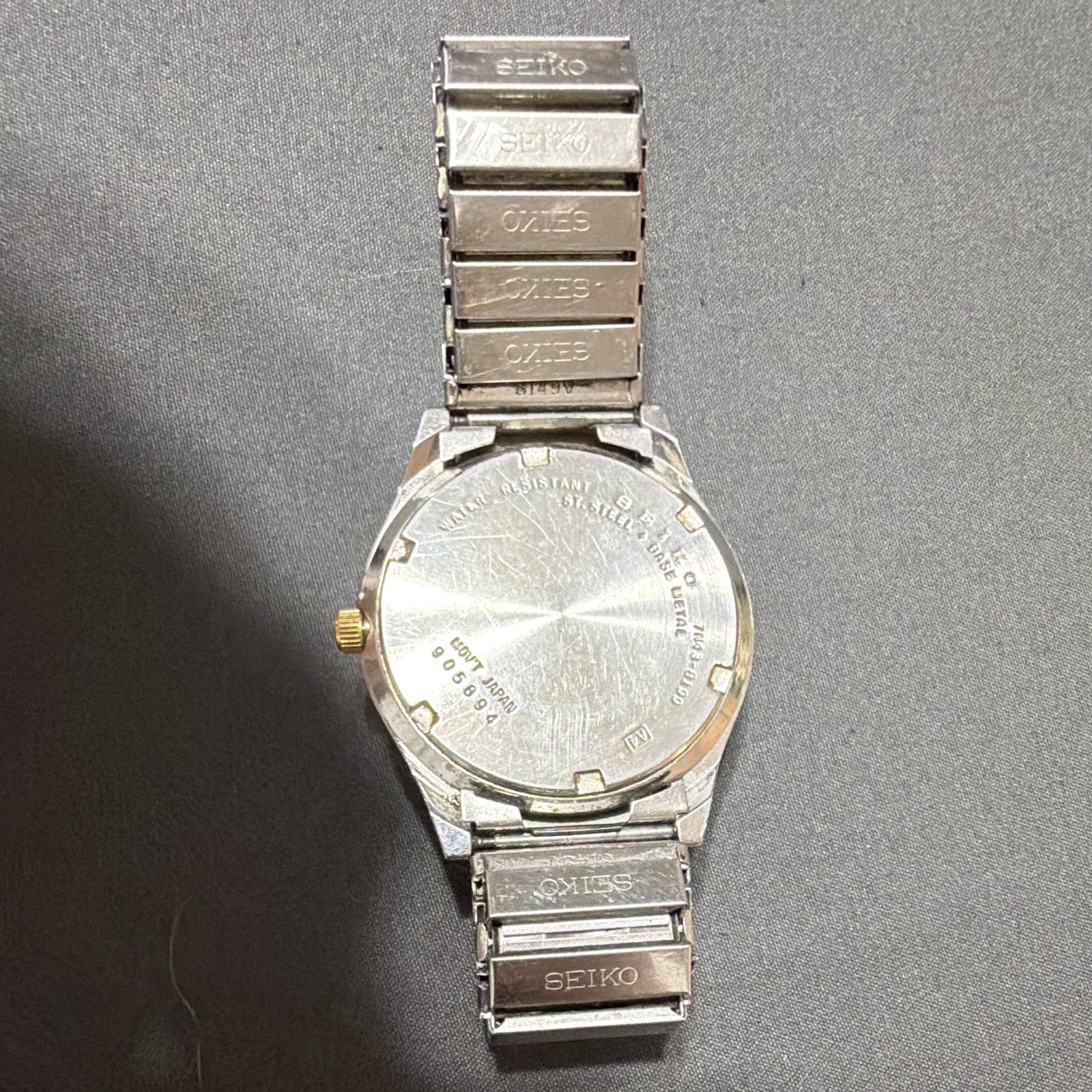 Seiko 5 Vintage Automatic Day/Date Two-Tone Gold Sunburst Dial Watch