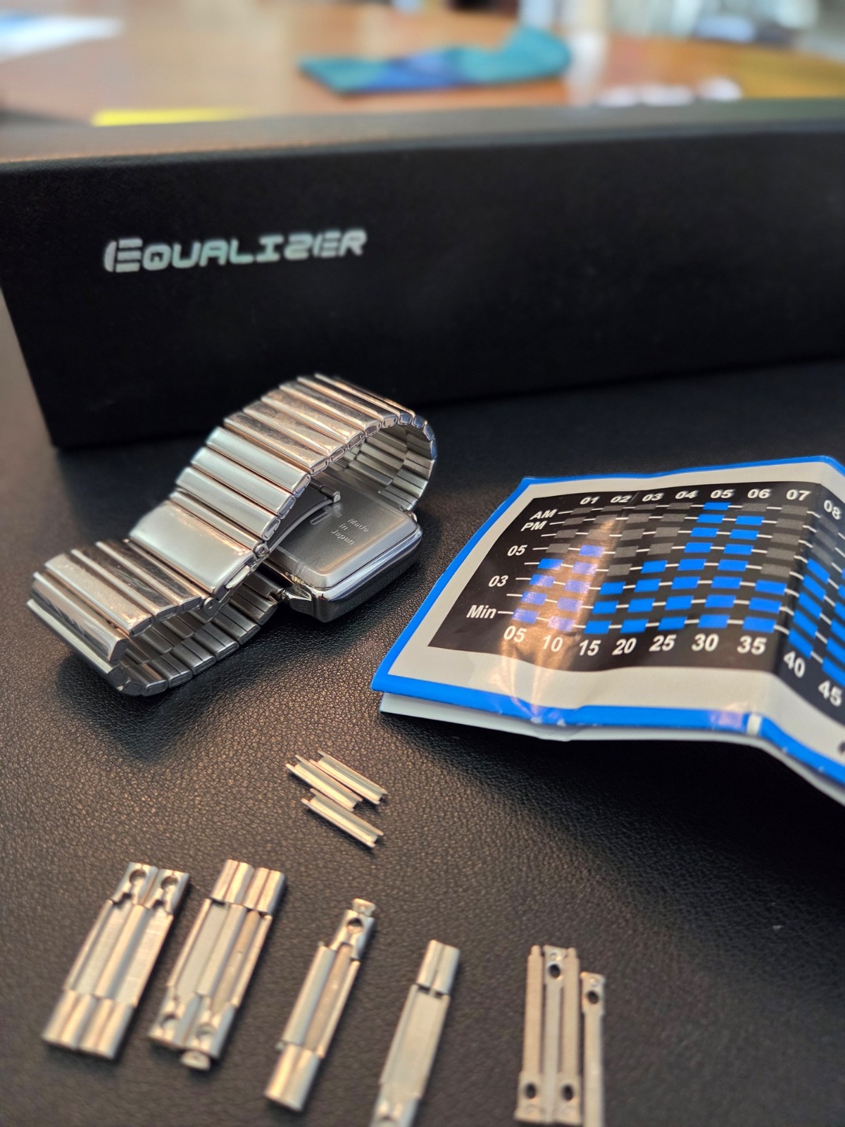 TOKYOFLASH EQUALIZER LCD Vintage digital with LCD display and LED backlight