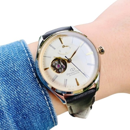 Orient Star RK-AT0201G Automatic Gold Dial Men’s Watch Power Reserve Indicator