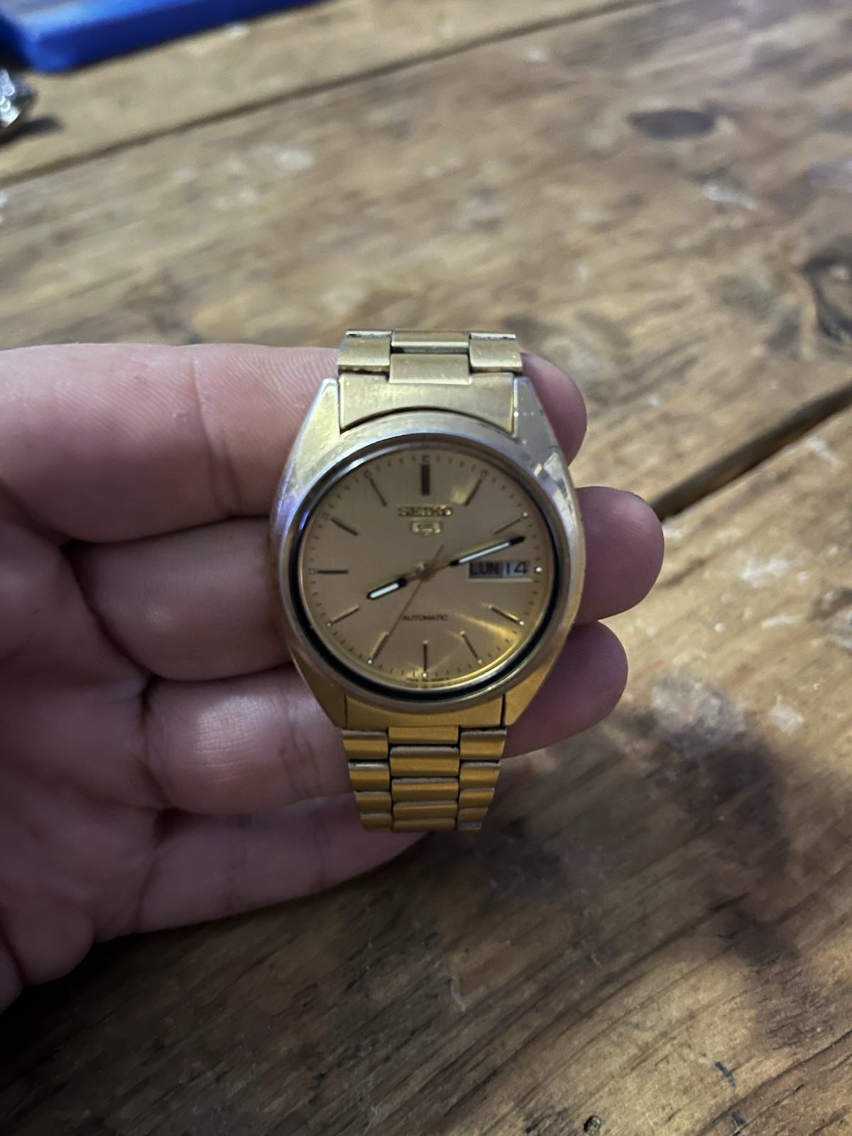 Seiko 5 Men’s Vintage Automatic Day/Date Gold Tone 37mm Metal Bracelet