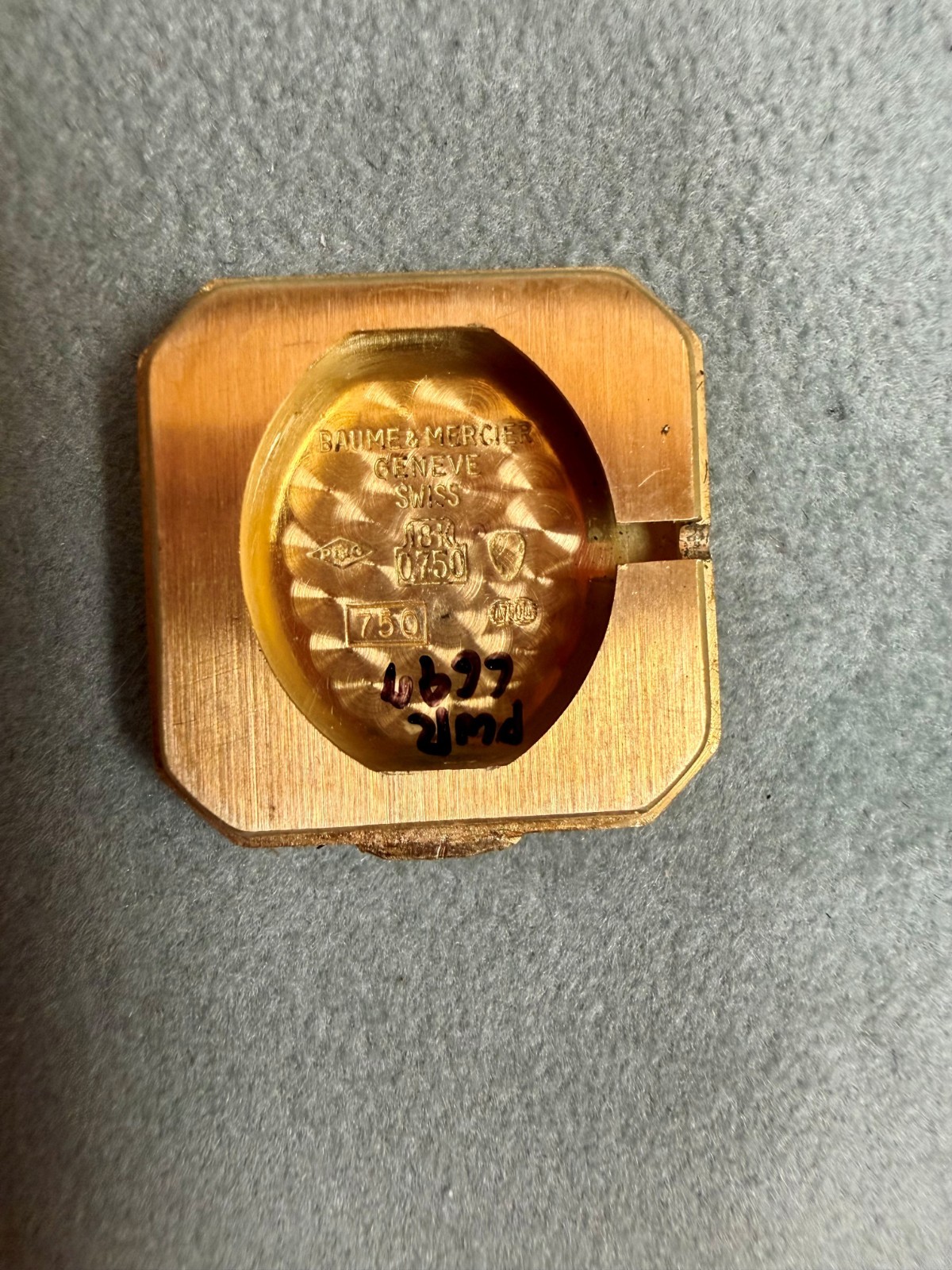 Baume & Mercier Ceinture Ref. 38259 – 18K Yellow Gold