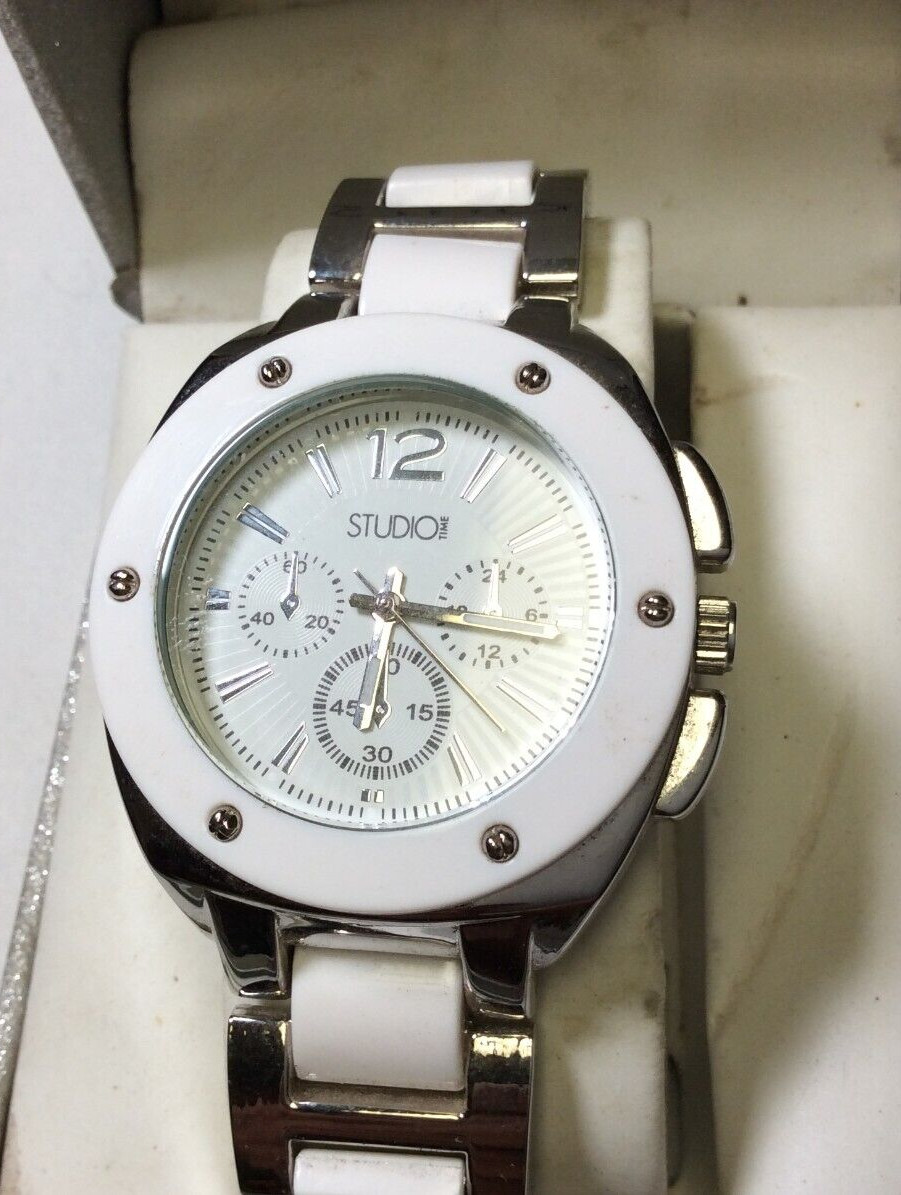 Desirable Studio women watch, new old stock w/box, box shows discolo – L1321