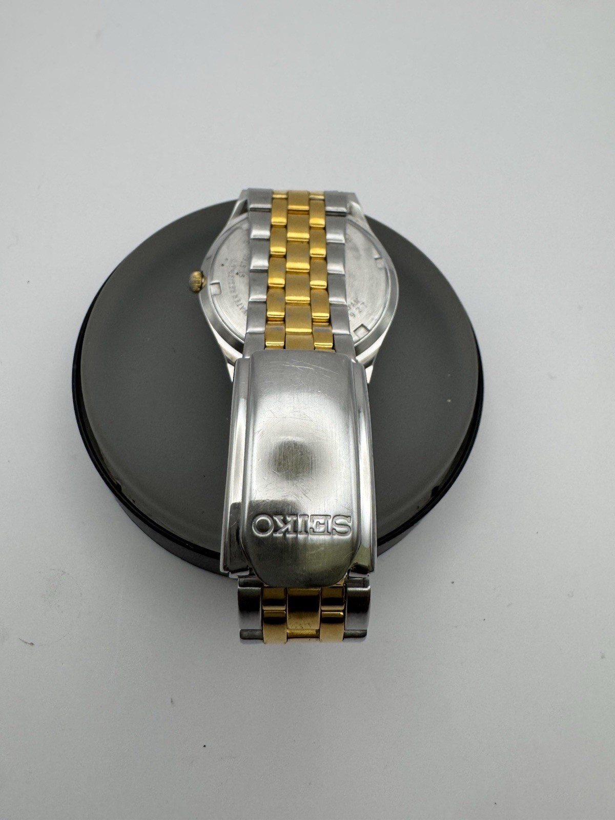 1998 Vintage Seiko Quartz Day-Date Two-Tone Men’s Watch – New Seiko 7N43 Move