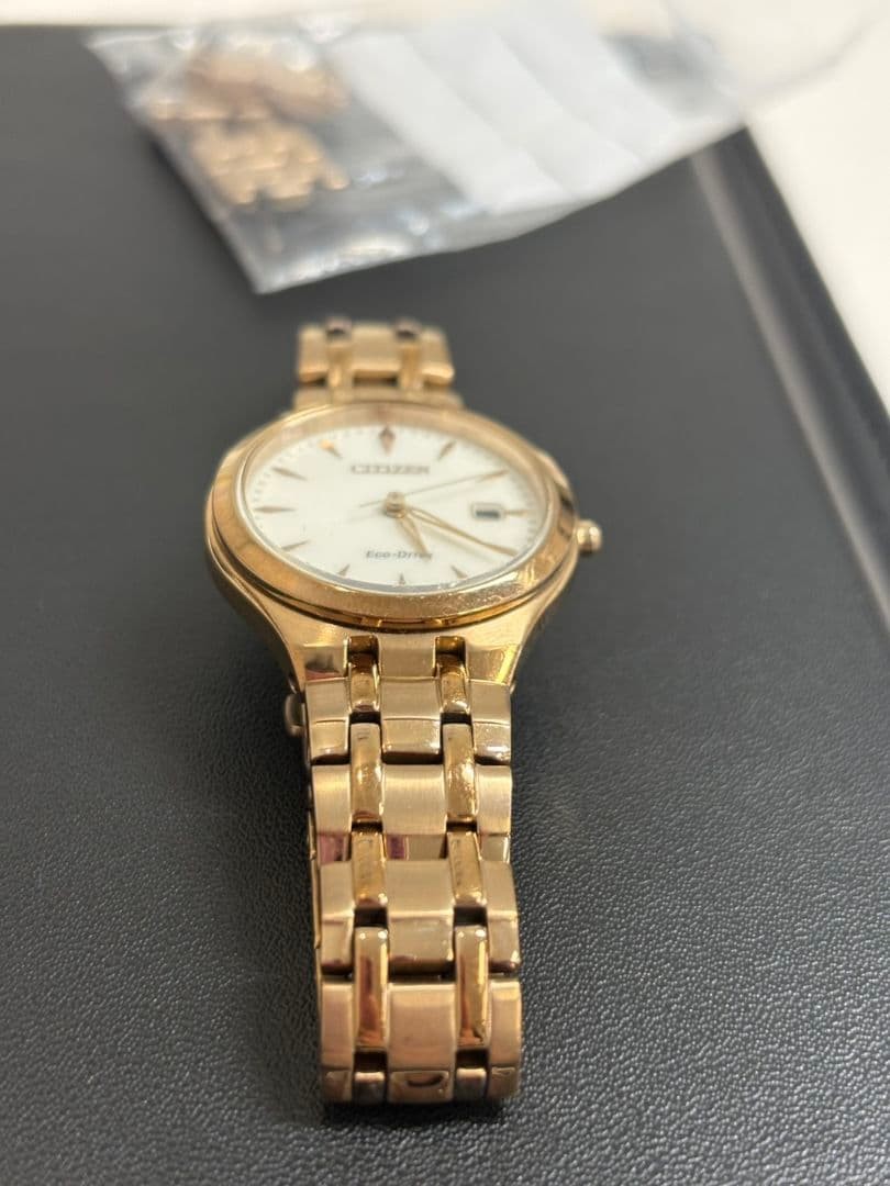 CITIZEN Eco-Drive Watch, Gold, e011 r008161