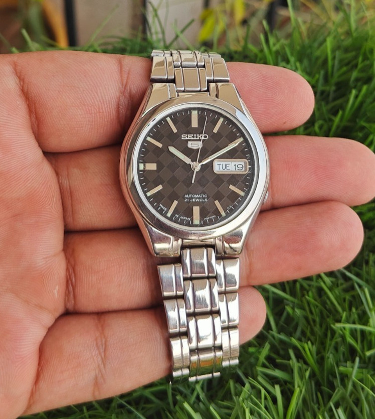 Seiko 5 Vintage Automatic Black Dial – 1990, Japan-M |Ref 7S26-03E0 | 21Jewel