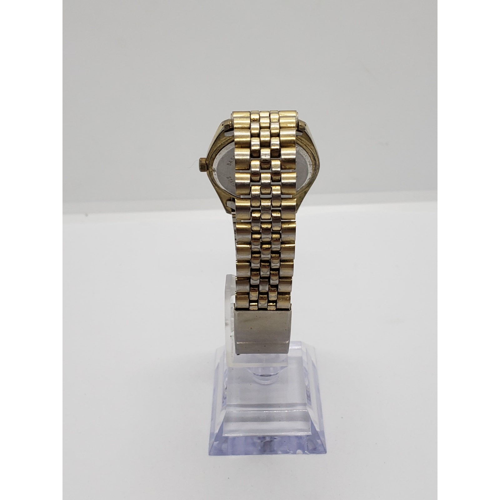 Precision Quartz by Gruen Men’s watch. Gold face and band. GP5036, 098, PC32