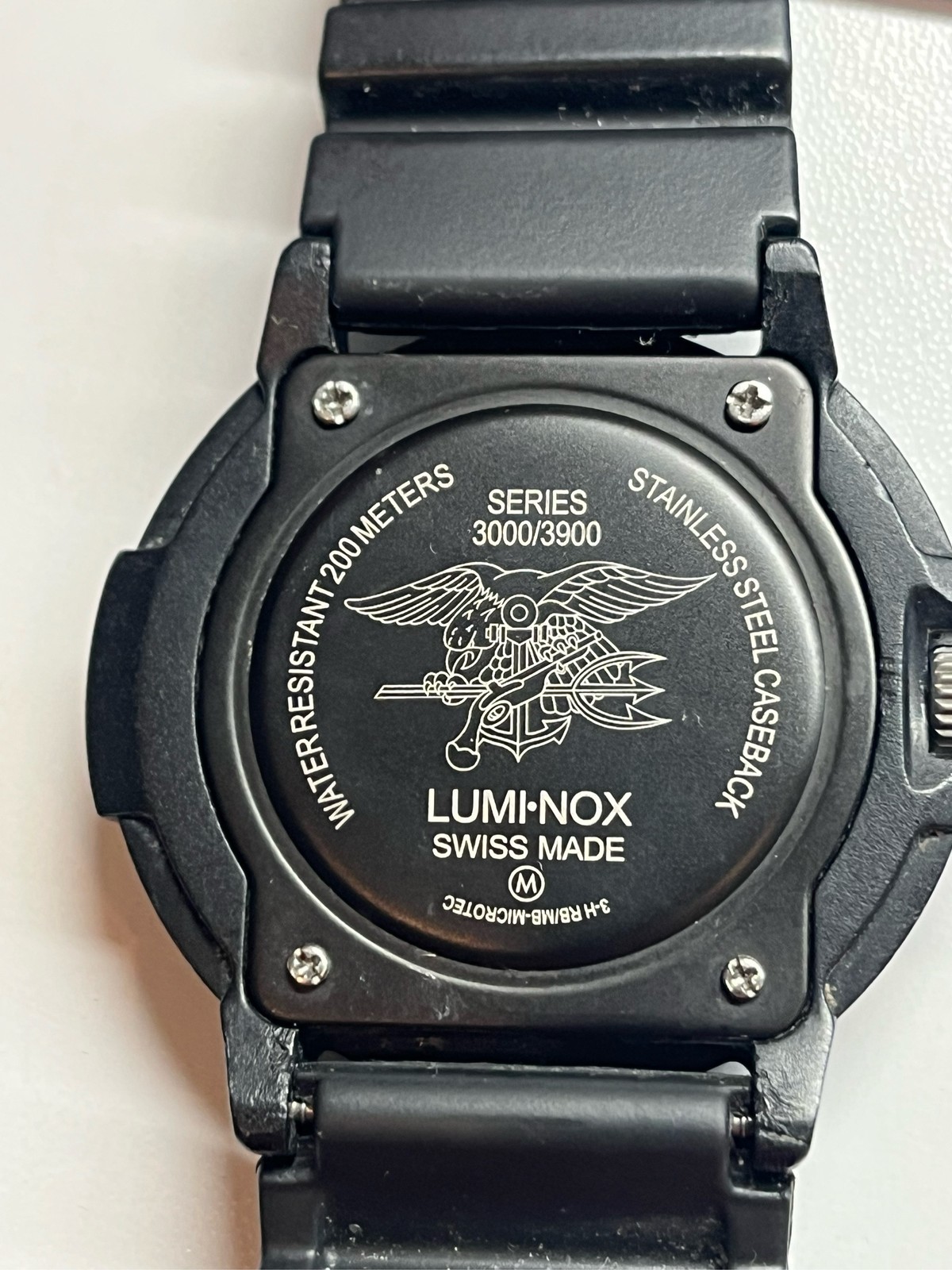 Luminox Navy SEAL 3000/3900 Swiss Quartz Men’s 200M Diver Watch