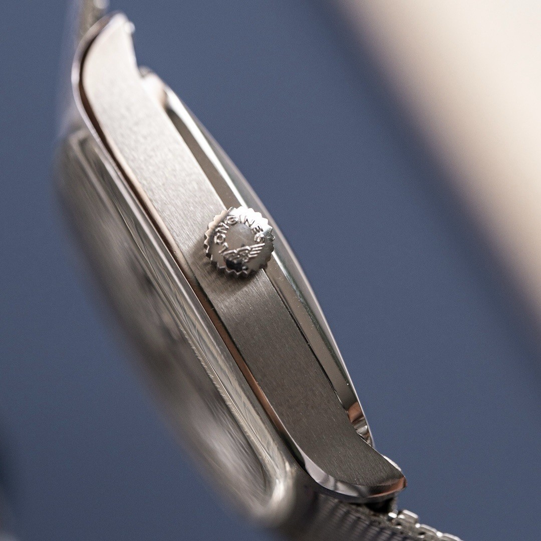 Longines Flagship HF 8473 Cal 6651 Automatic Vintage Watch (Original Bracelet)