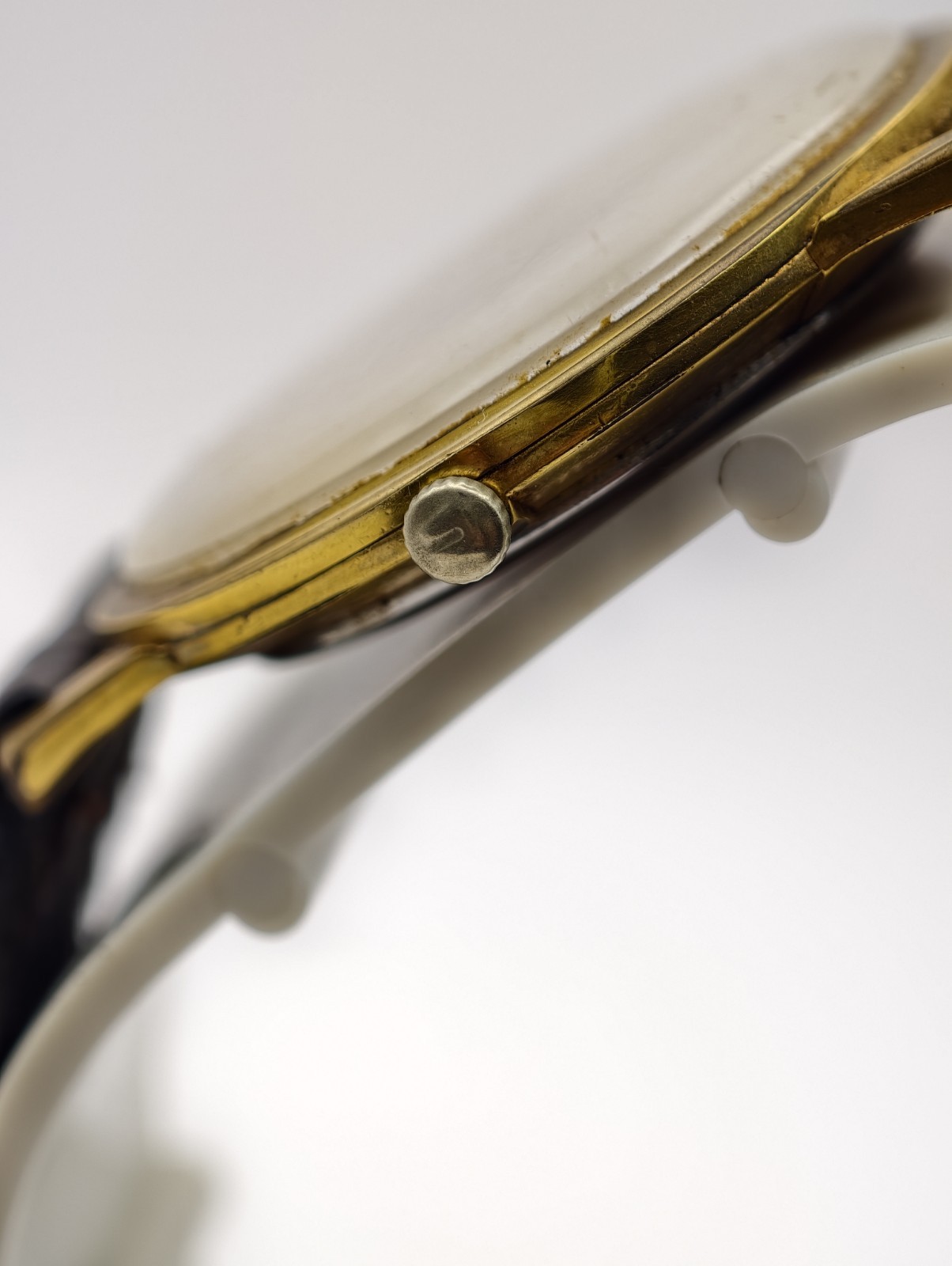 Universal Genève Vintage Manual Winding Gold Plated Watch Ref. 542101