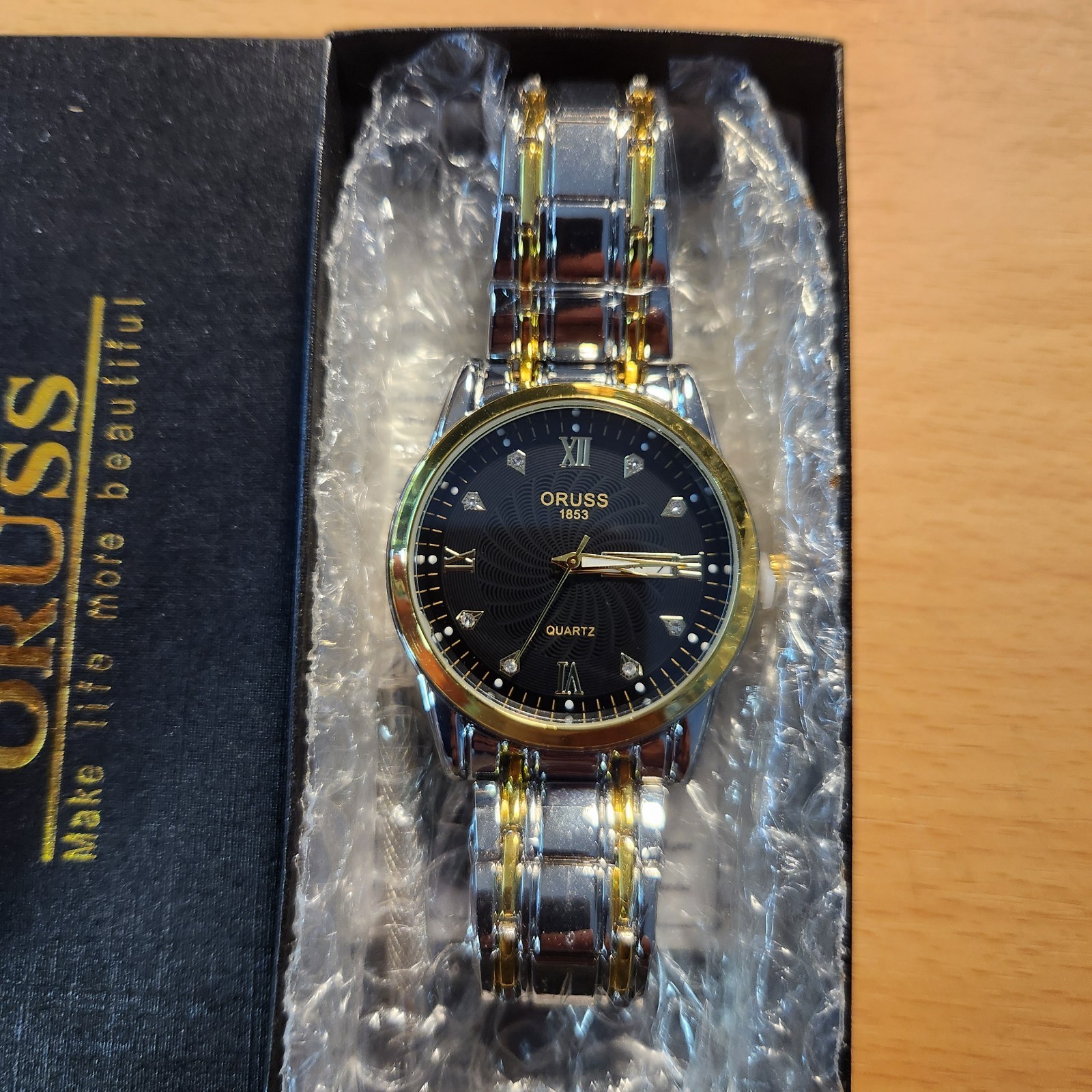 New Oruss Men’s Quartz Watch SILVER and Black Band