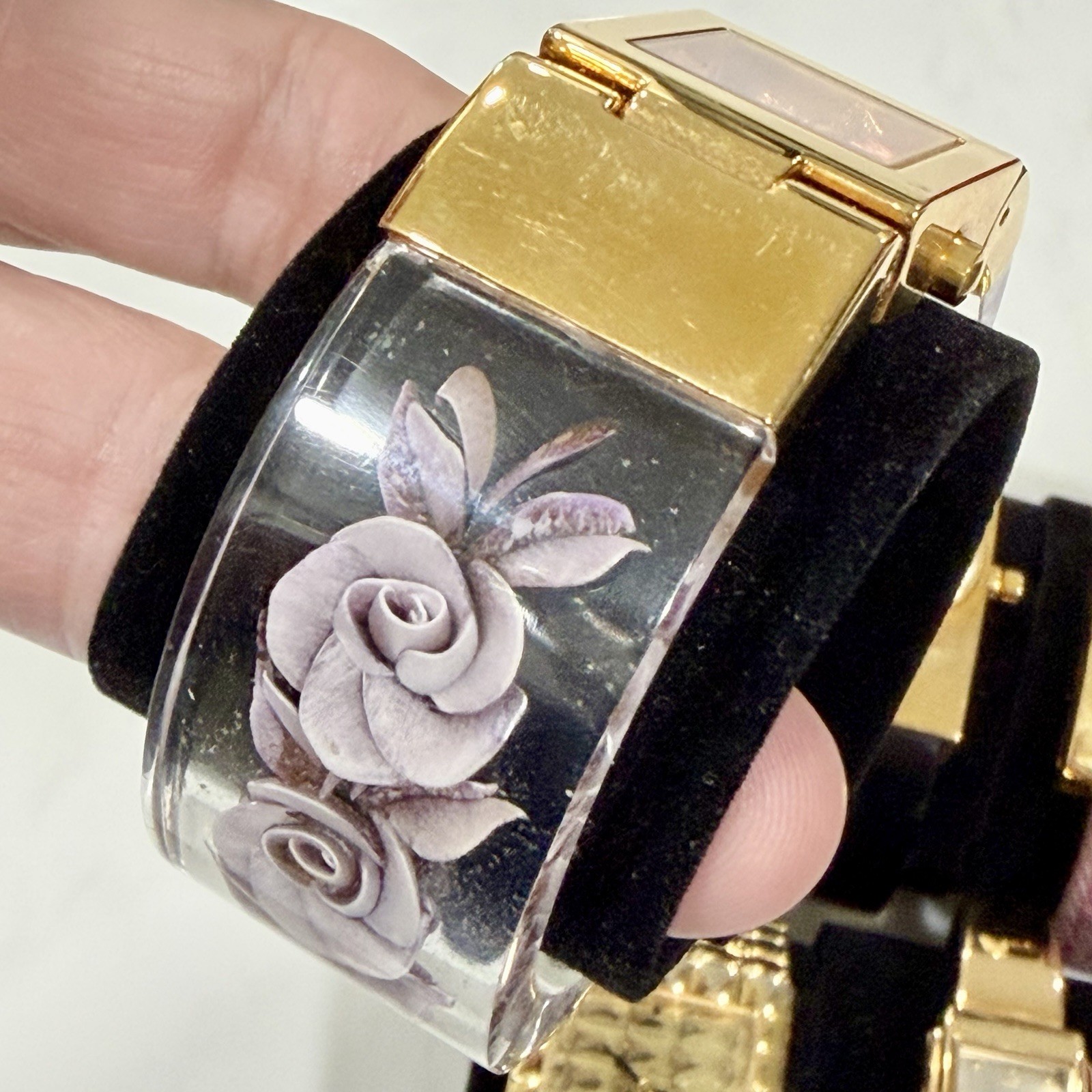 Beautiful Vintage JOAN RIVERS Classics Women’s Quartz Wristwatch Lot of 5 RUNS!