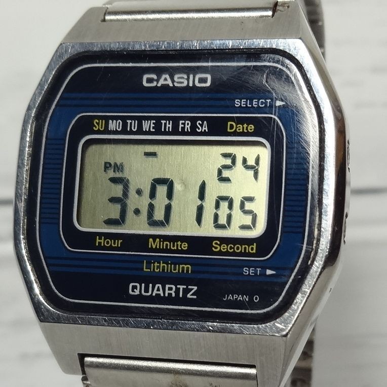 1980s Retro Vintage CASIO B815 New Battery Working Condition