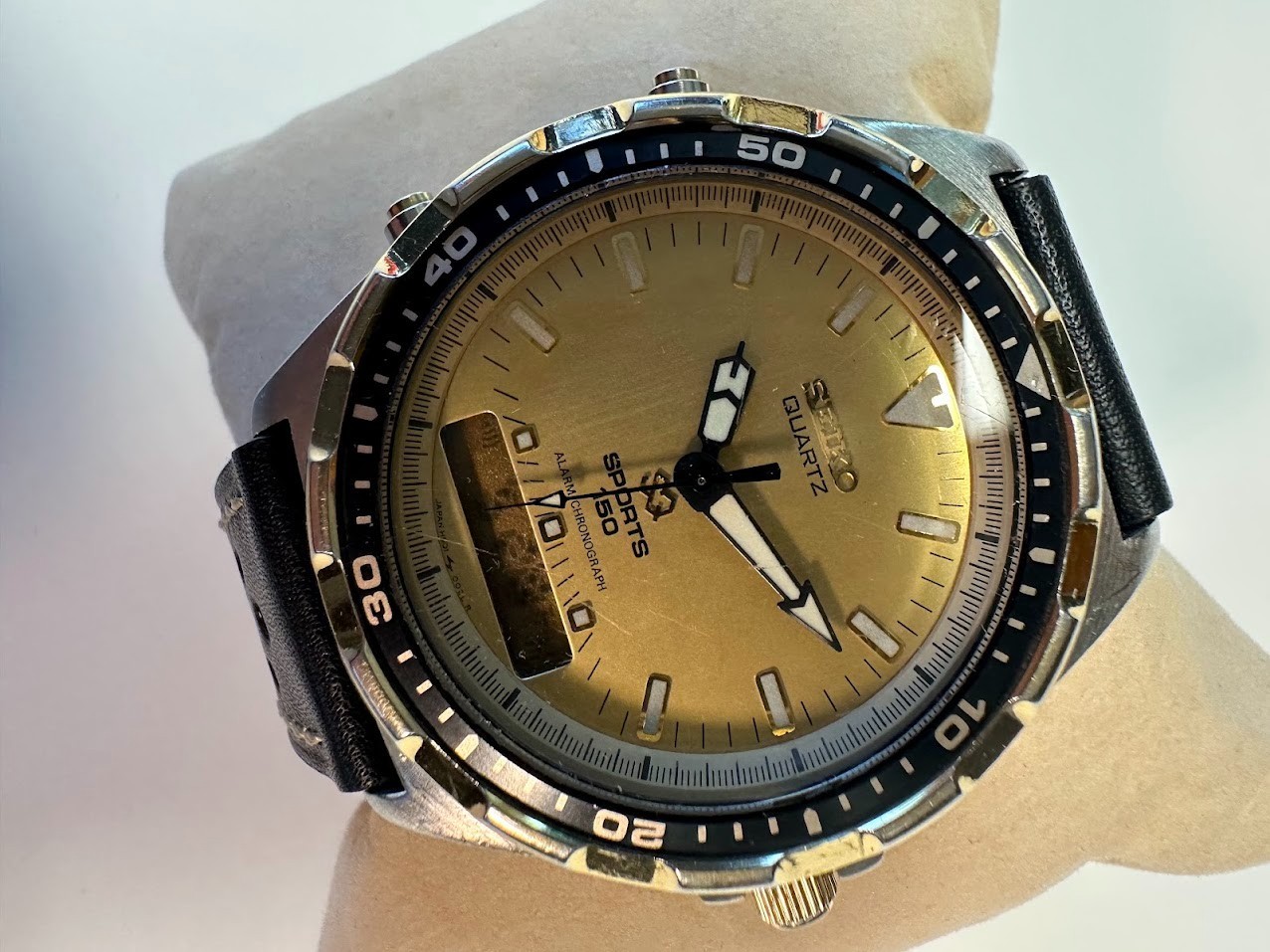 Vintage Seiko Sports 150 H601-0029 Ana Digi Alarm Chronograph 41mm Working