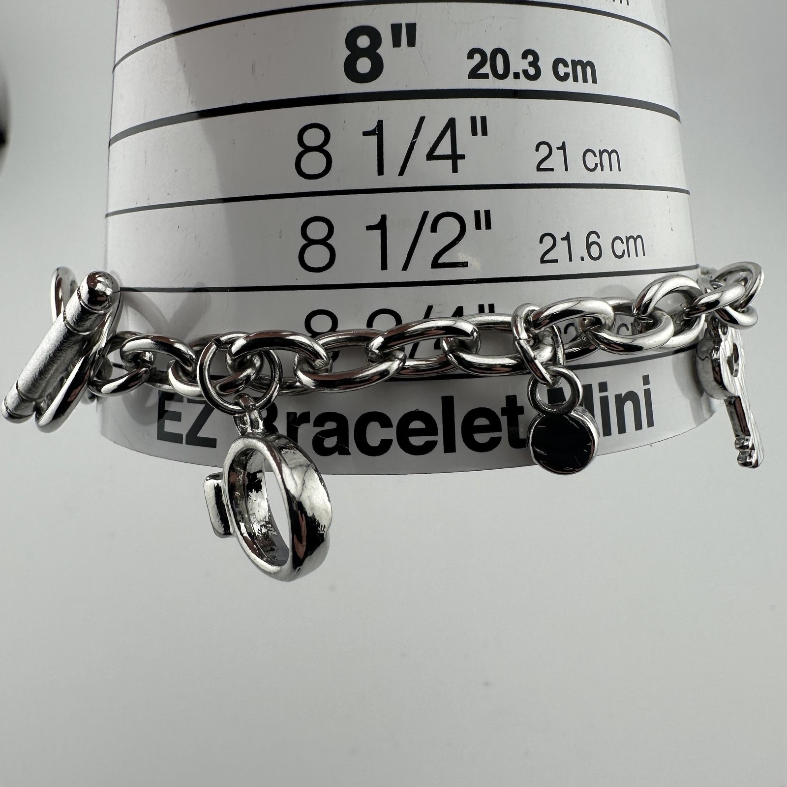 Charm Sz 8.7″ Bracelet Watch Womens White Dial Silver Tone Key Lock Ring Charms