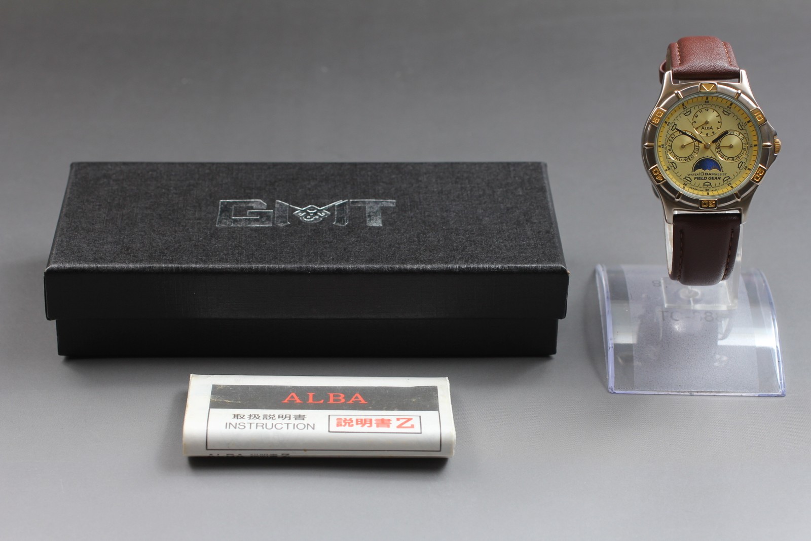 Near Mint Seiko Alba V33F-6A80 Sun & Moon Gold Triple Calendar Qz Men’s Watch