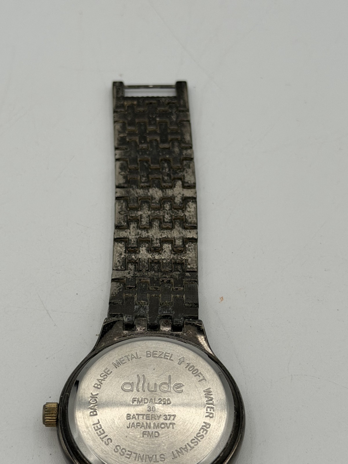 Vintage Allude Men’s Quartz Timepiece With Diamond Accent. Works Great READ DESC