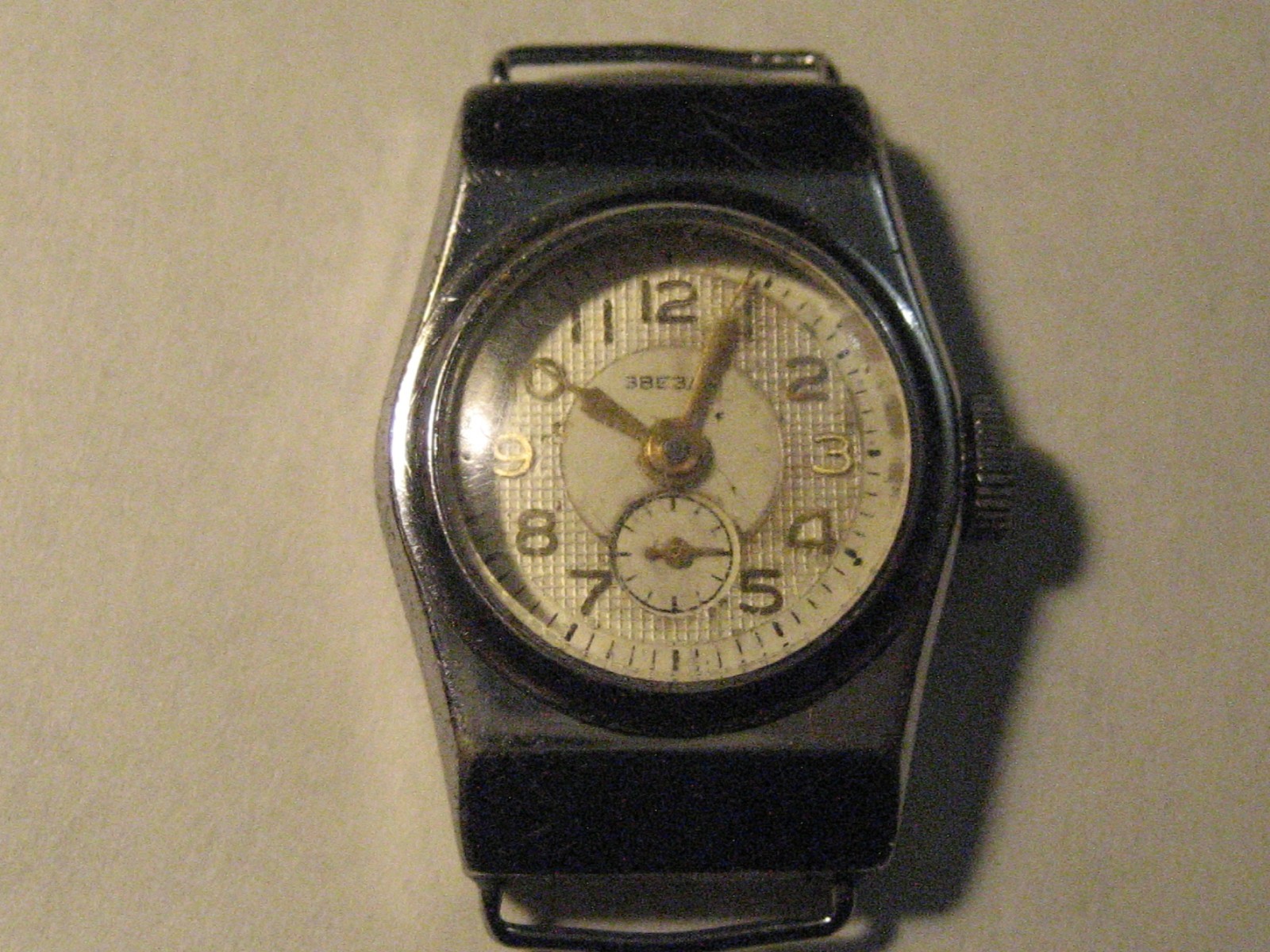 Soviet women’s wristwatch “Zvezda” (USSR) – 1950s for restoration.