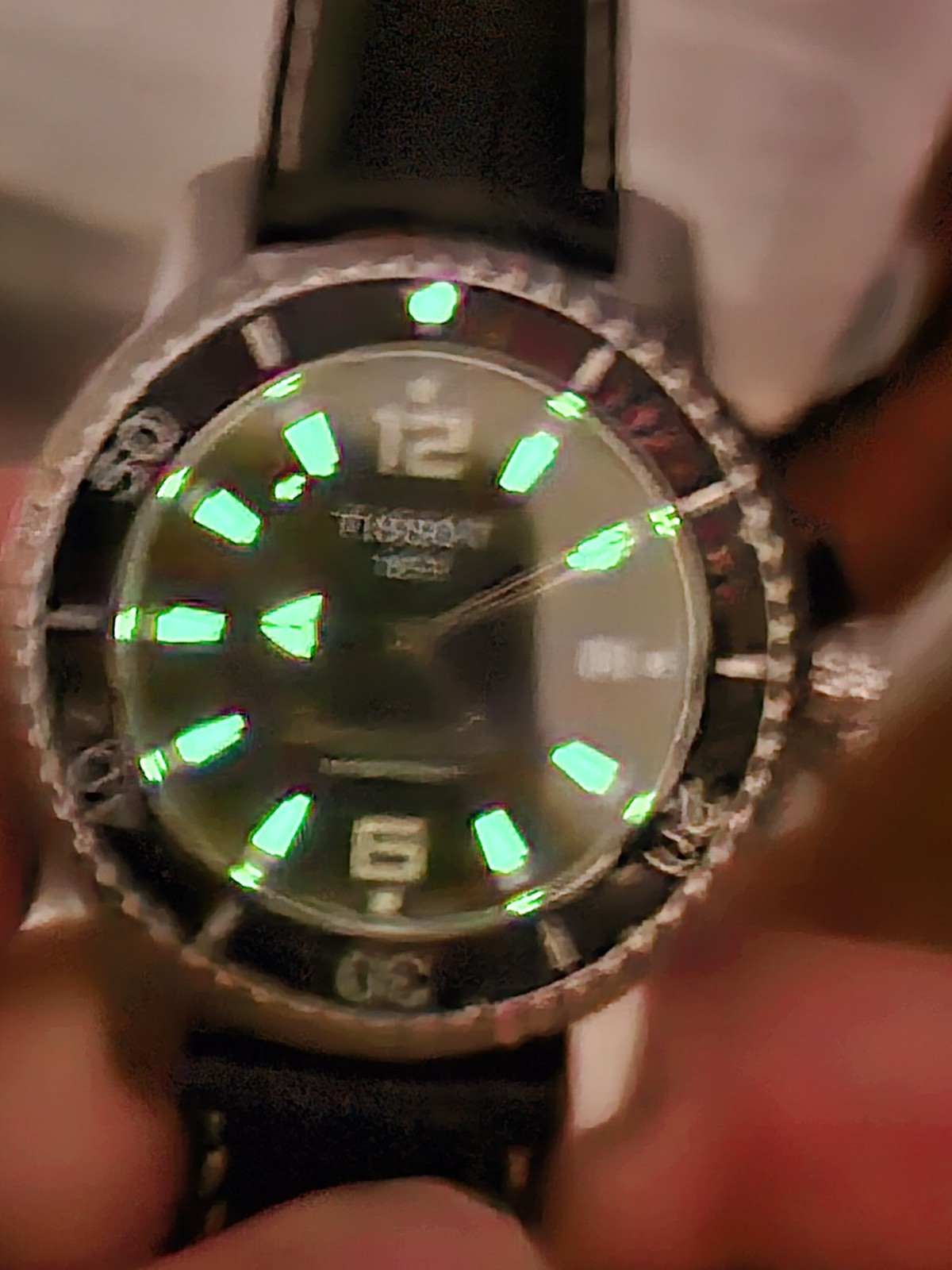 Tissot Seastar 660 200M Swiss Quartz Diver Watch Sapphire Crystal Ref A460/560