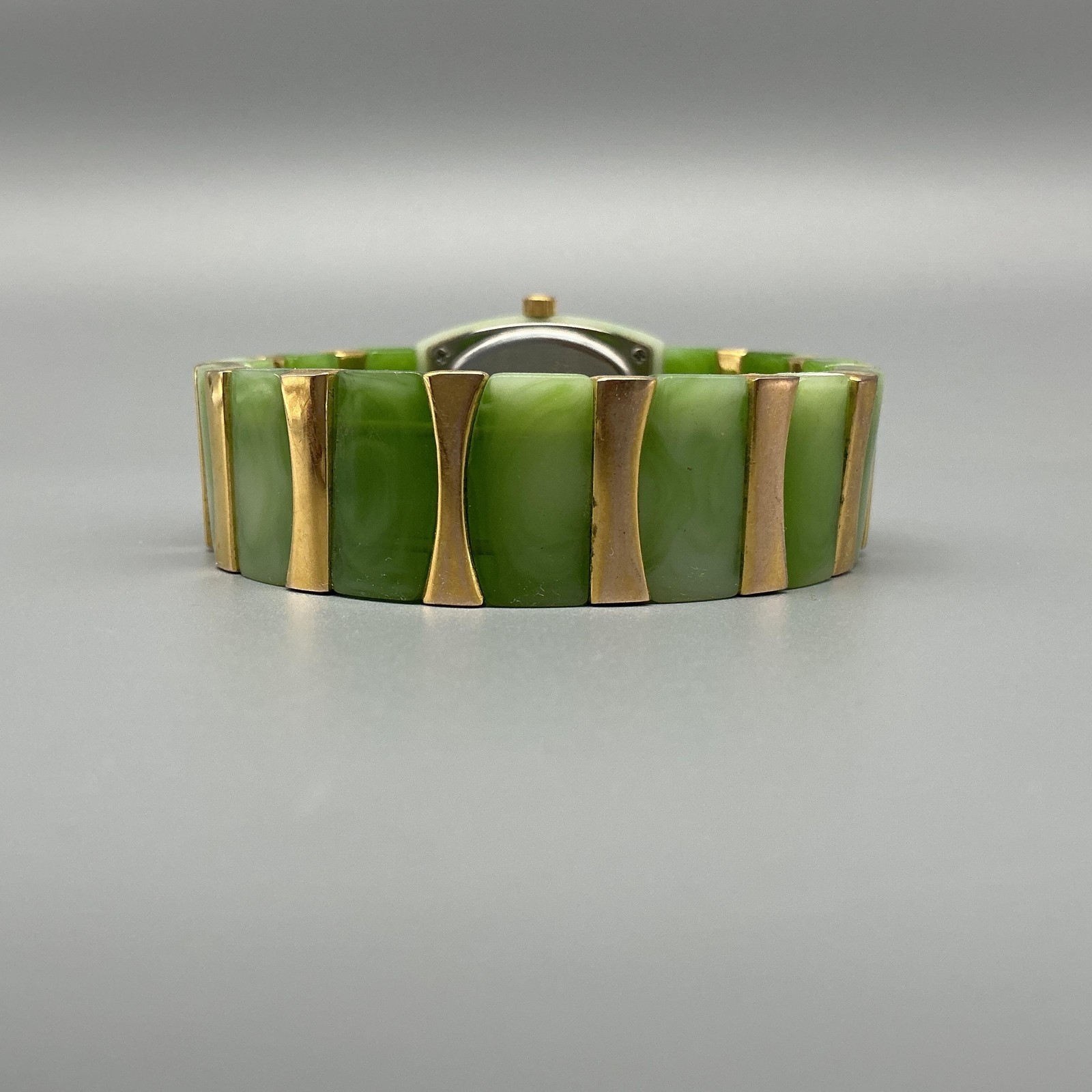 Joan Rivers Classics Womens Watch 25mm Green Resin Stretch Bracelet New Battery