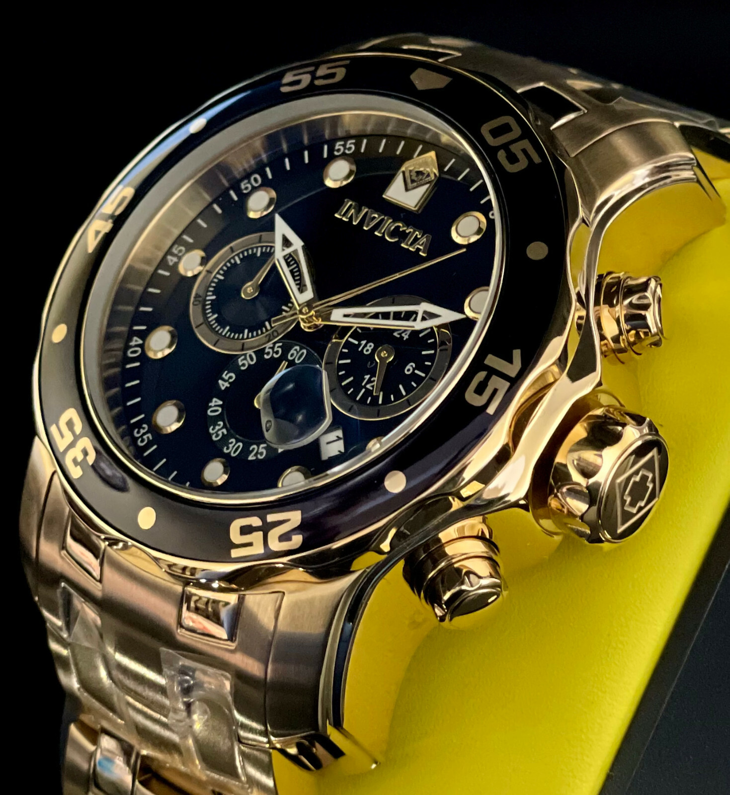 Invicta Mens PRO DIVER SCUBA Chronograph Black Dial 18Kt Gold Plated Watch 0072