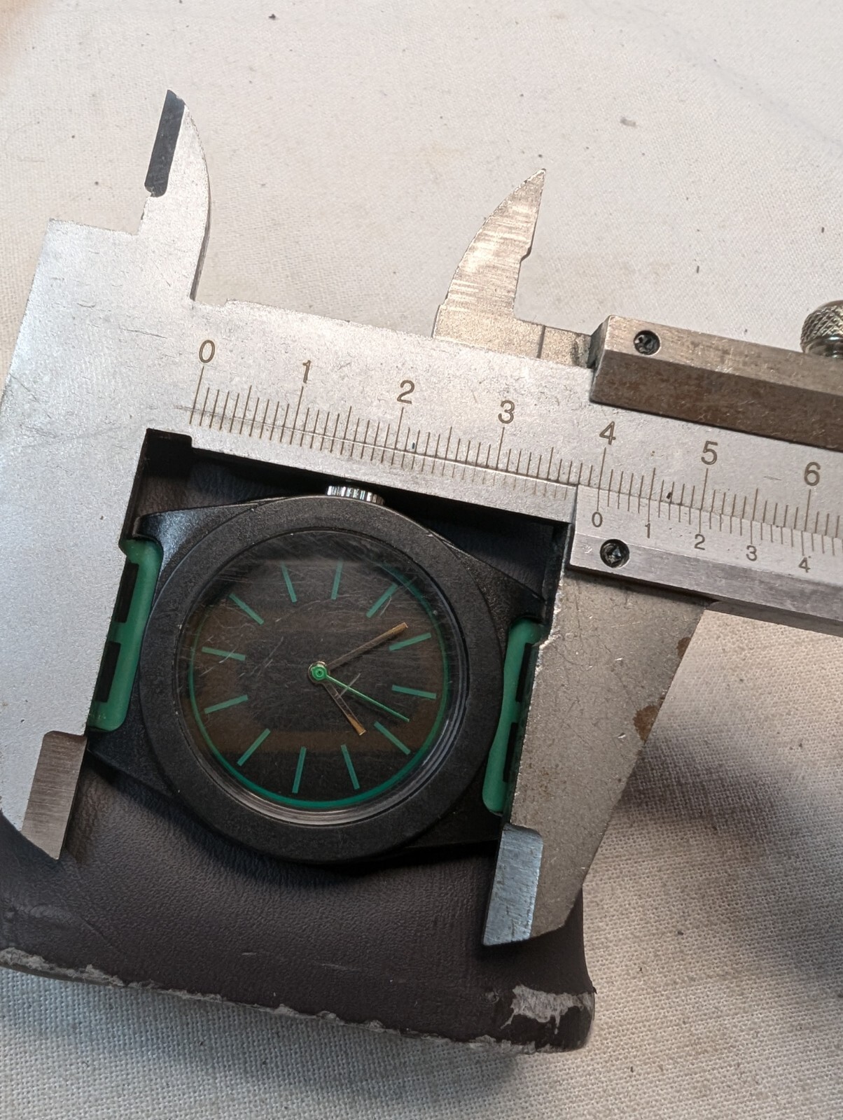 Black & Green 35mm Quartz Watch Acrylic Case