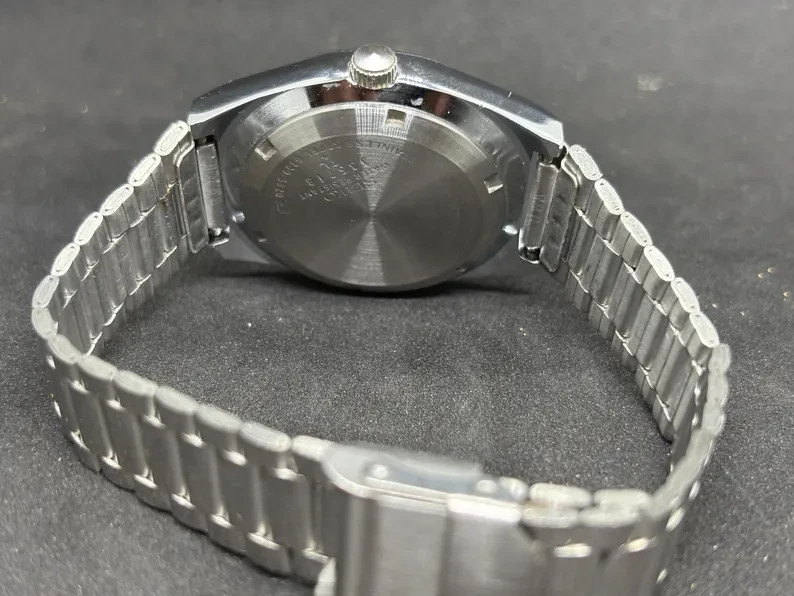 Vintage Refurbished Seiko 5 Automatic Day/Date Japanese Men’s Wrist Watch