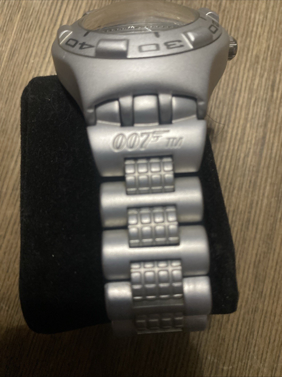 Swatch James Bond 007 The Spy Who Loved Me watch (RARE WATCH) working watch.