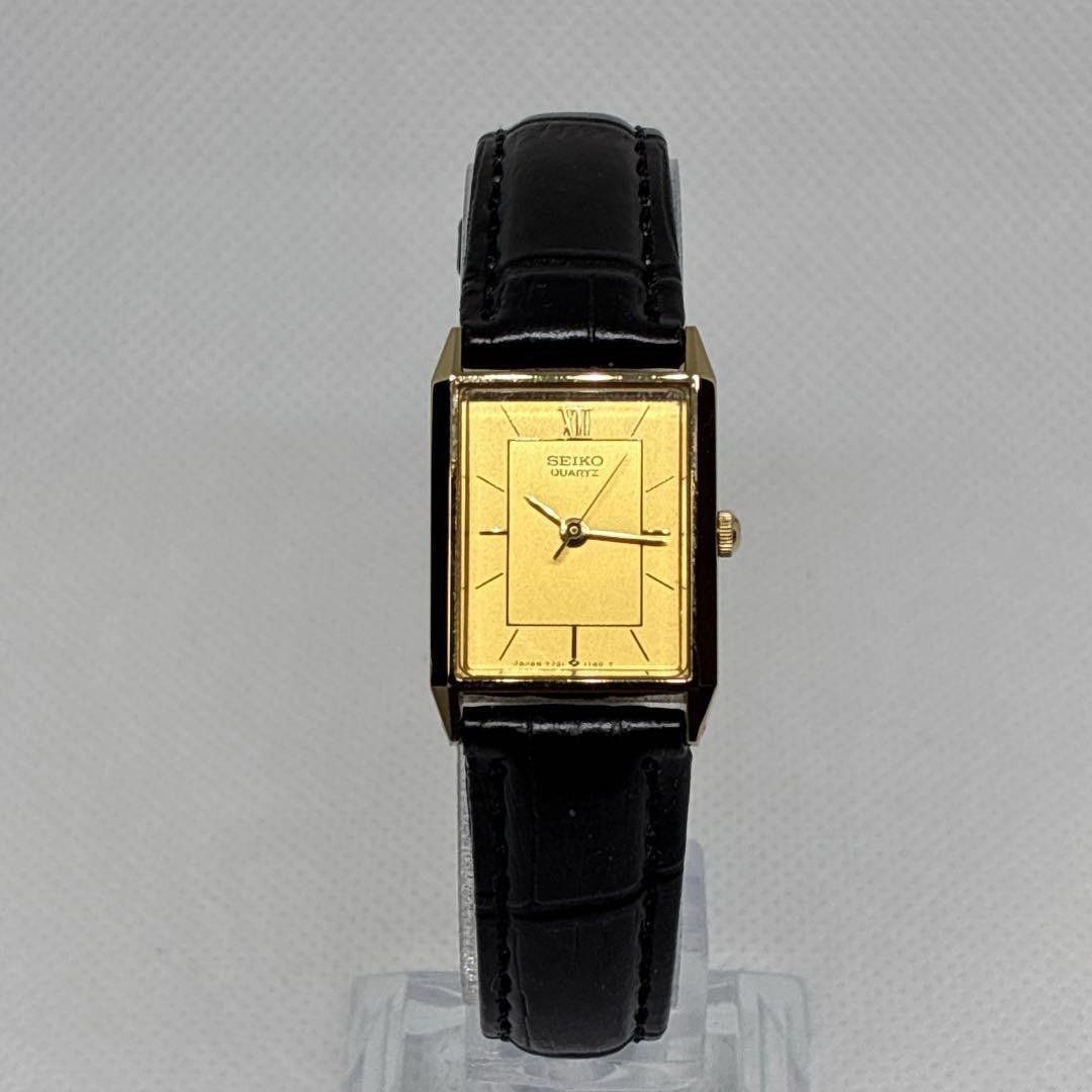 Beautiful Working Condition Seiko Ladies Wristwatch Manufactured in 1985 Vintage