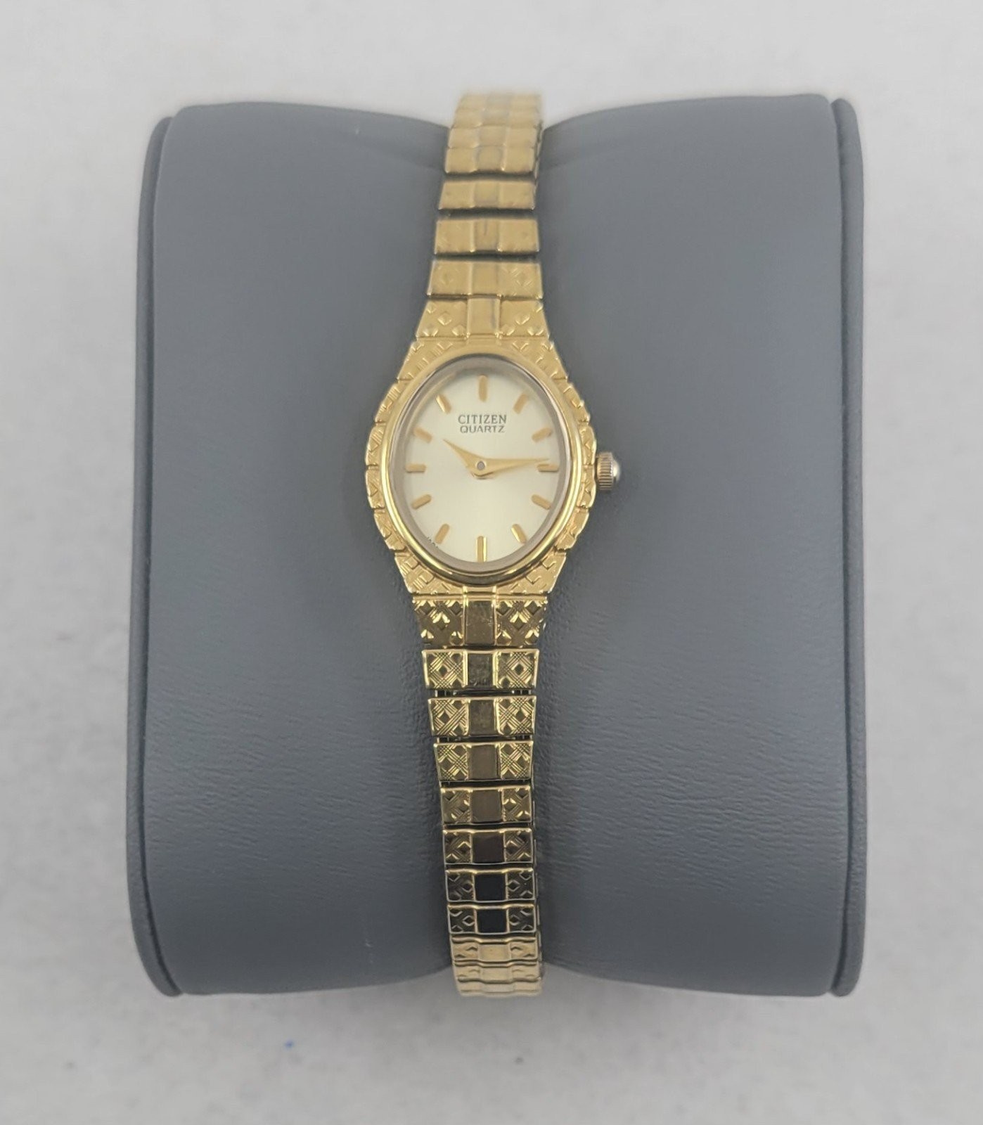 * Citizen Gold-Tone 17mm Expansion Bracelet Ladies Watch EK3682-97P (Pre-Owned)