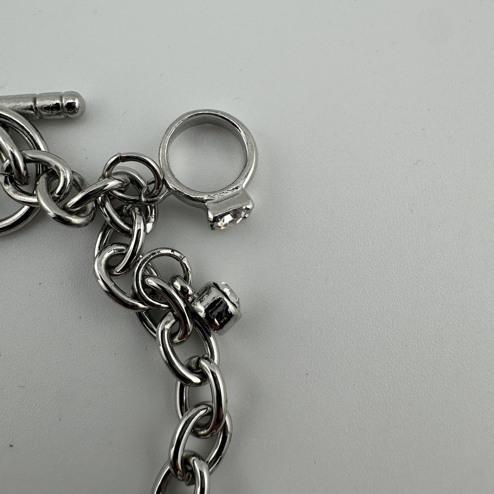 Charm Sz 8.7″ Bracelet Watch Womens White Dial Silver Tone Key Lock Ring Charms