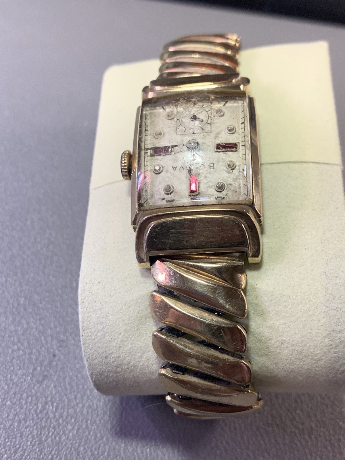 Vintage BULOVA watch, model 8AC, 17j, 10K RGP Bezel ,RUNNING