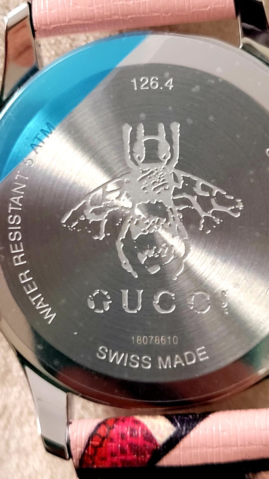 Gucci 126.4 G-TIMELESS Kingsnak,Authentic,38MM Case,New With Box and Tag.