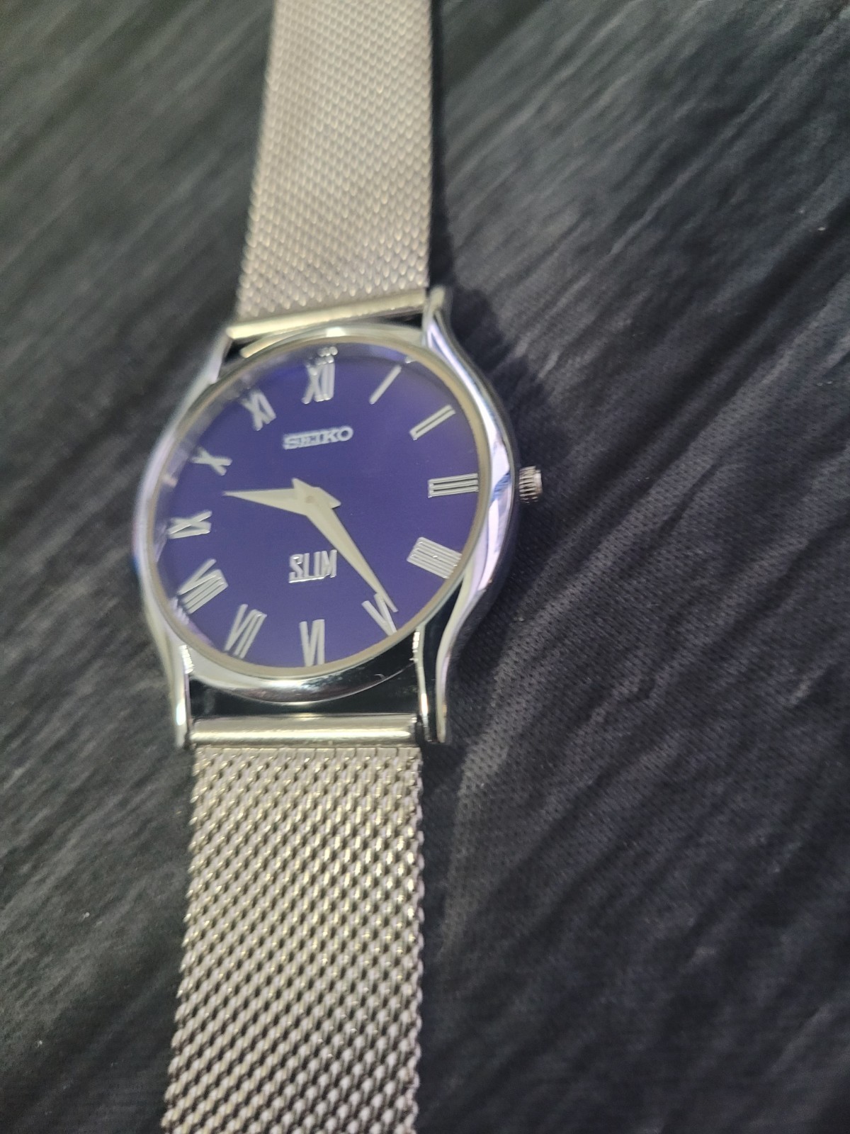 Rare Vintage Seíko Round Slim Roman Blue Dial Slv Mens Watch