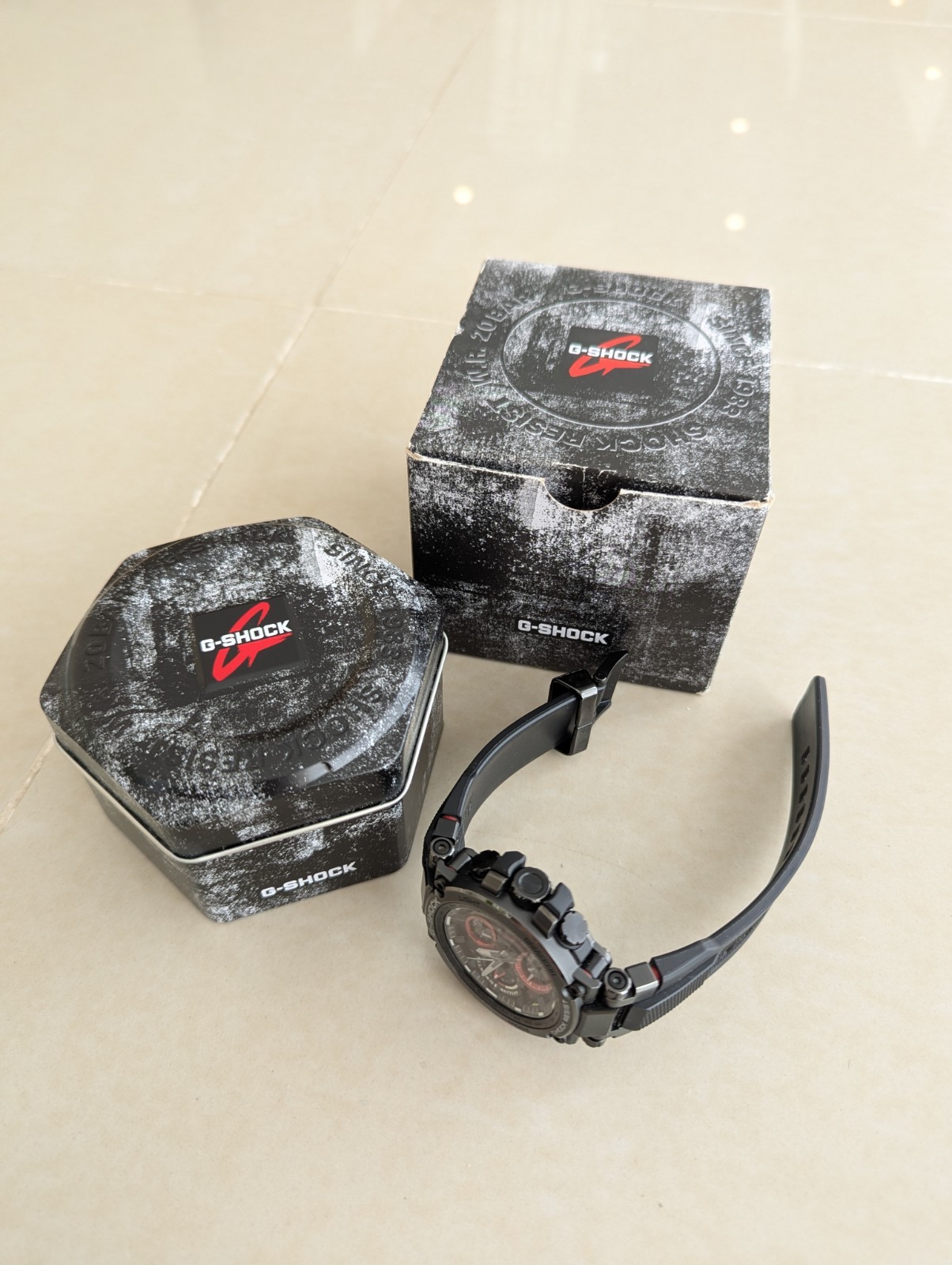 Casio G-Shock Resin Strap Black Dial Solar Sports 200M MTG-B1000B-1A Men’s Watch