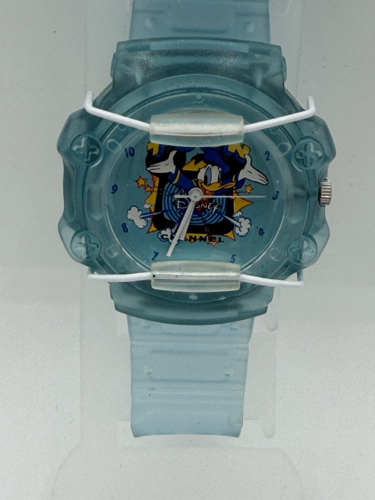 Disney Donald Duck Quartz Analog Wristwatch Blue Plastic Band w/ Box