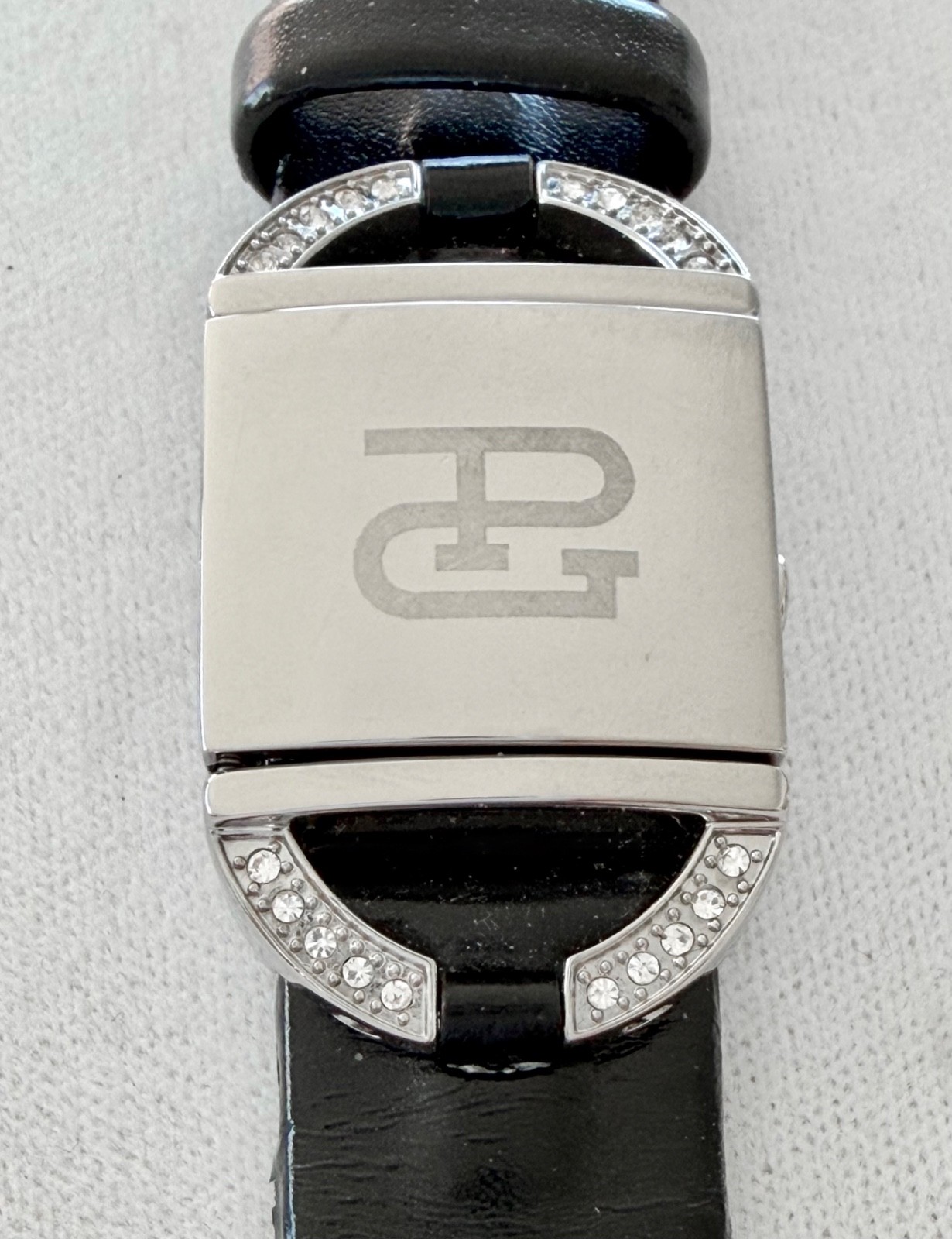 UNWORN Vintage Paolo Gucci PG721 WKIP Women’s Watch Flip Top Rhinestone New Batt