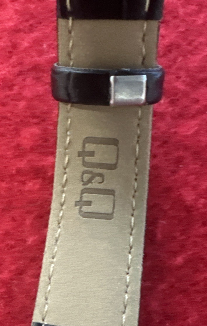 Q&Q QUARTZ WOMEN WATCH 3 BAR (NEW BATTERY )
