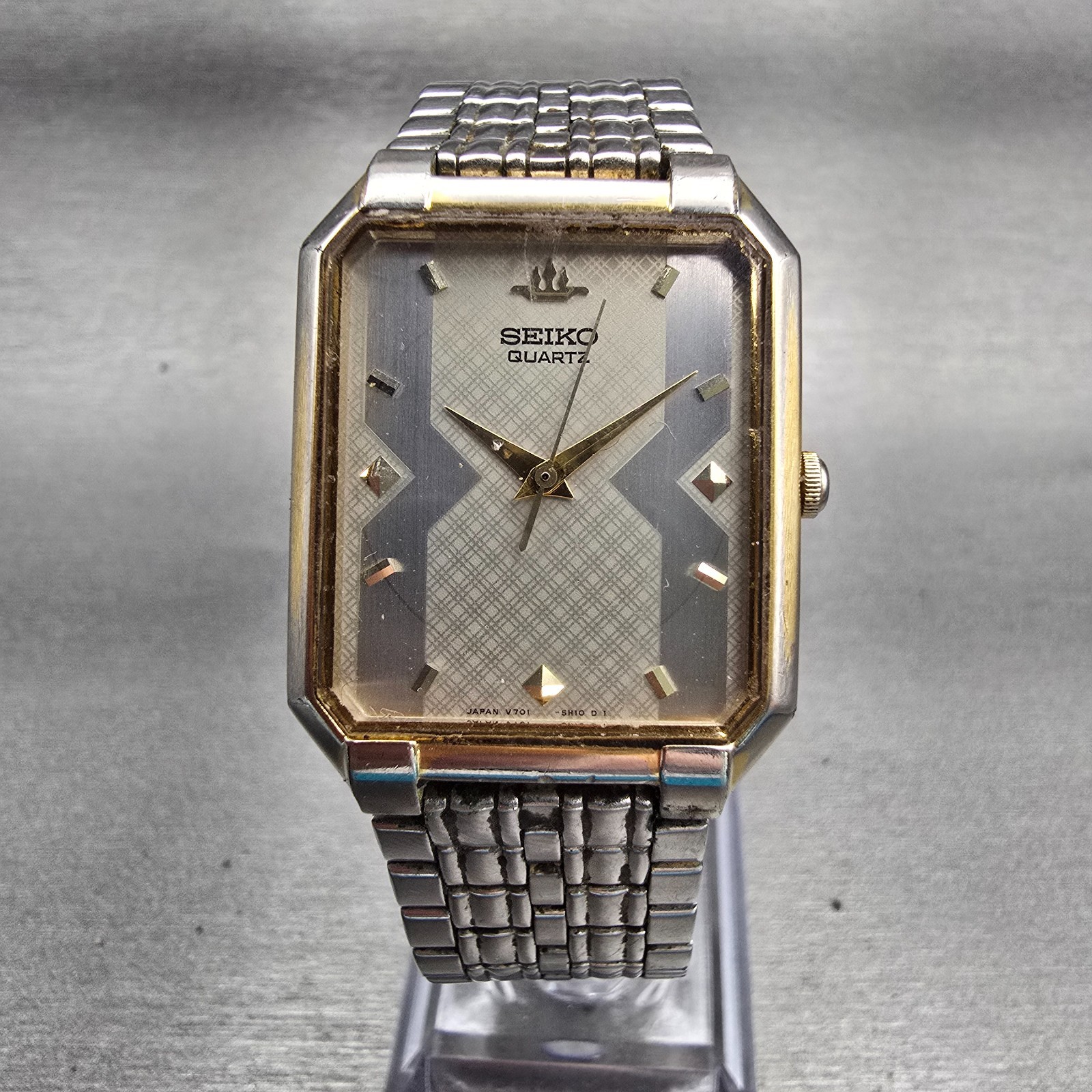 Seiko Watch Men 27mm Silver Dial Two Tone Rectangle V701-5J40 New Battery VTG