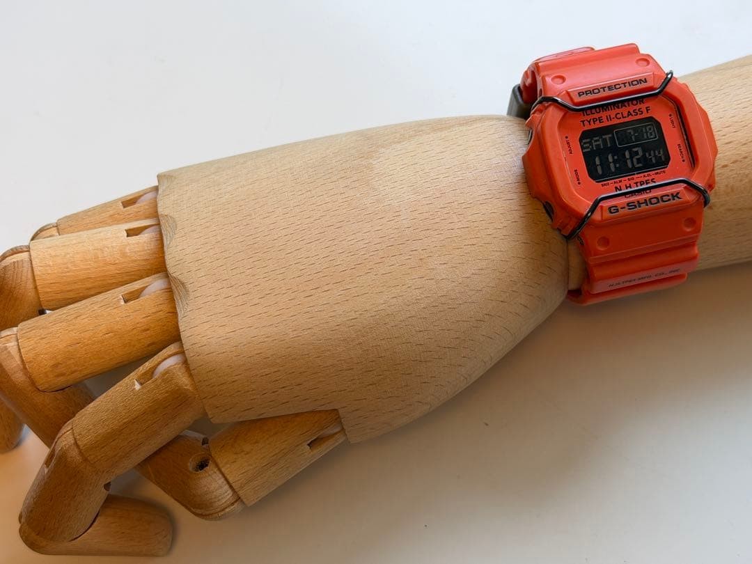 Collaboration G SHOCK N.HOOLYWOOD Limited Speed Orange DW 5600