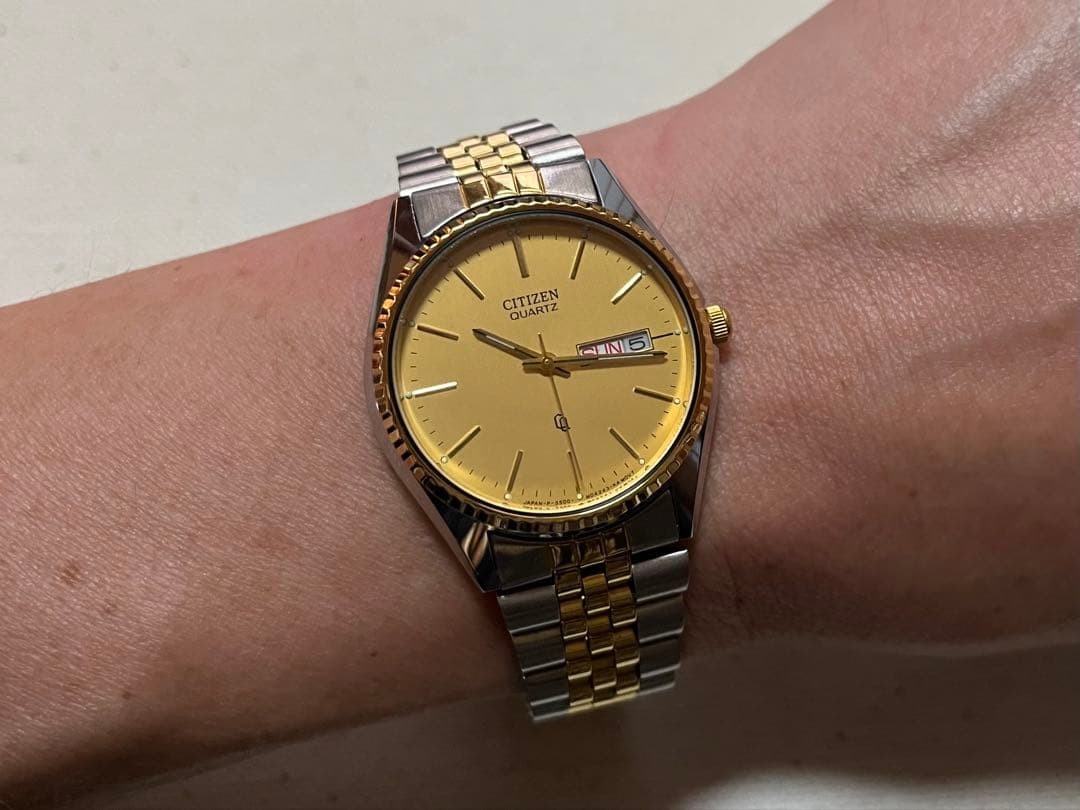 Condition CITIZEN CQ Citizen CQ Fluted Bezel Quartz Men’s