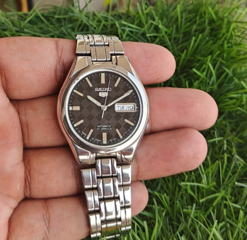 Seiko 5 Vintage Automatic Black Dial – 1990, Japan-M |Ref 7S26-03E0 | 21Jewel