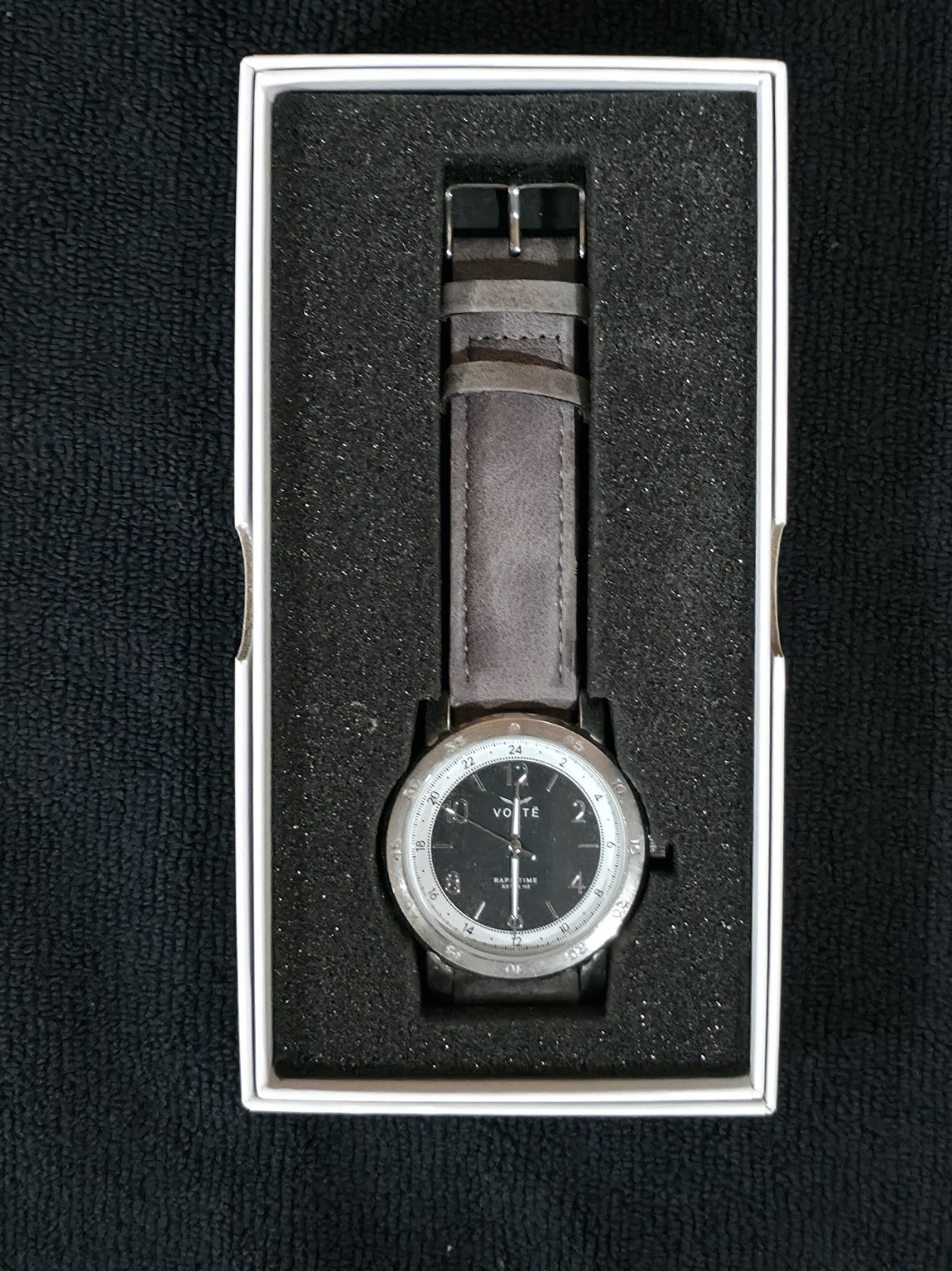 Voltë Rapidtime Watch Grey Leather Band Black White Face Urban 42mm