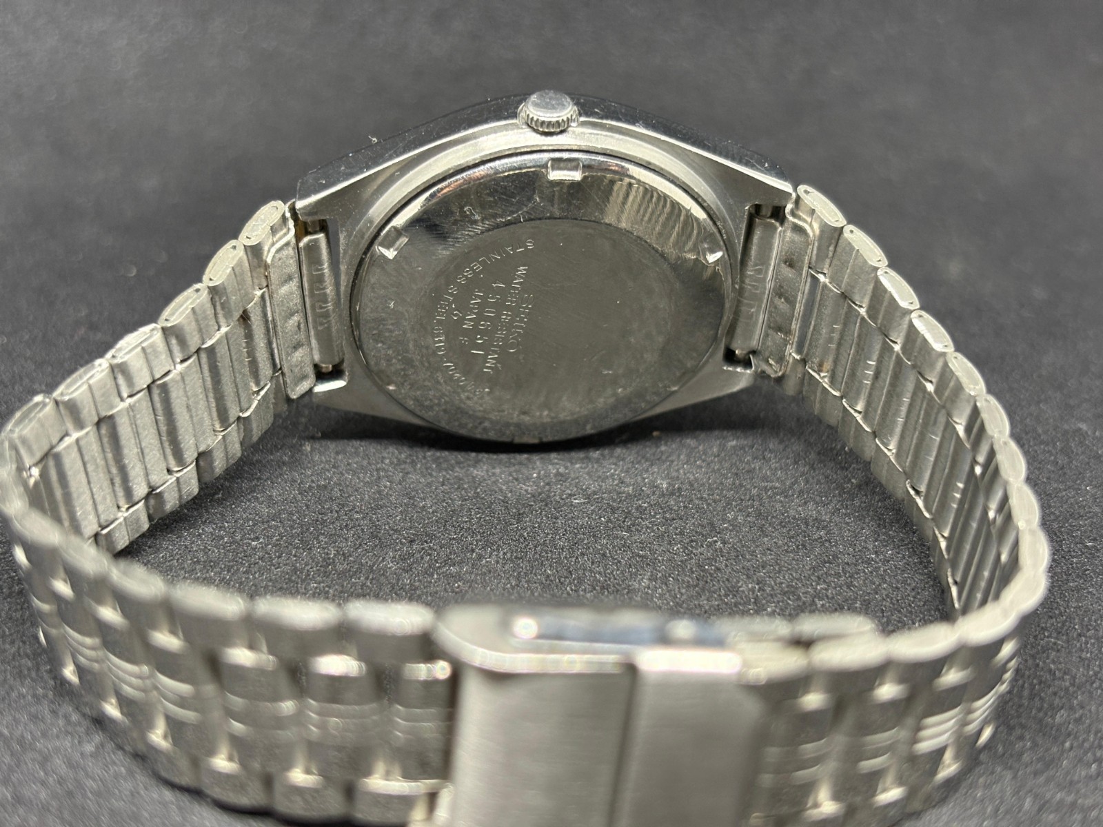 Vintage Seiko 5 Automatic Day/Date Japanese Men’s Wrist Watch